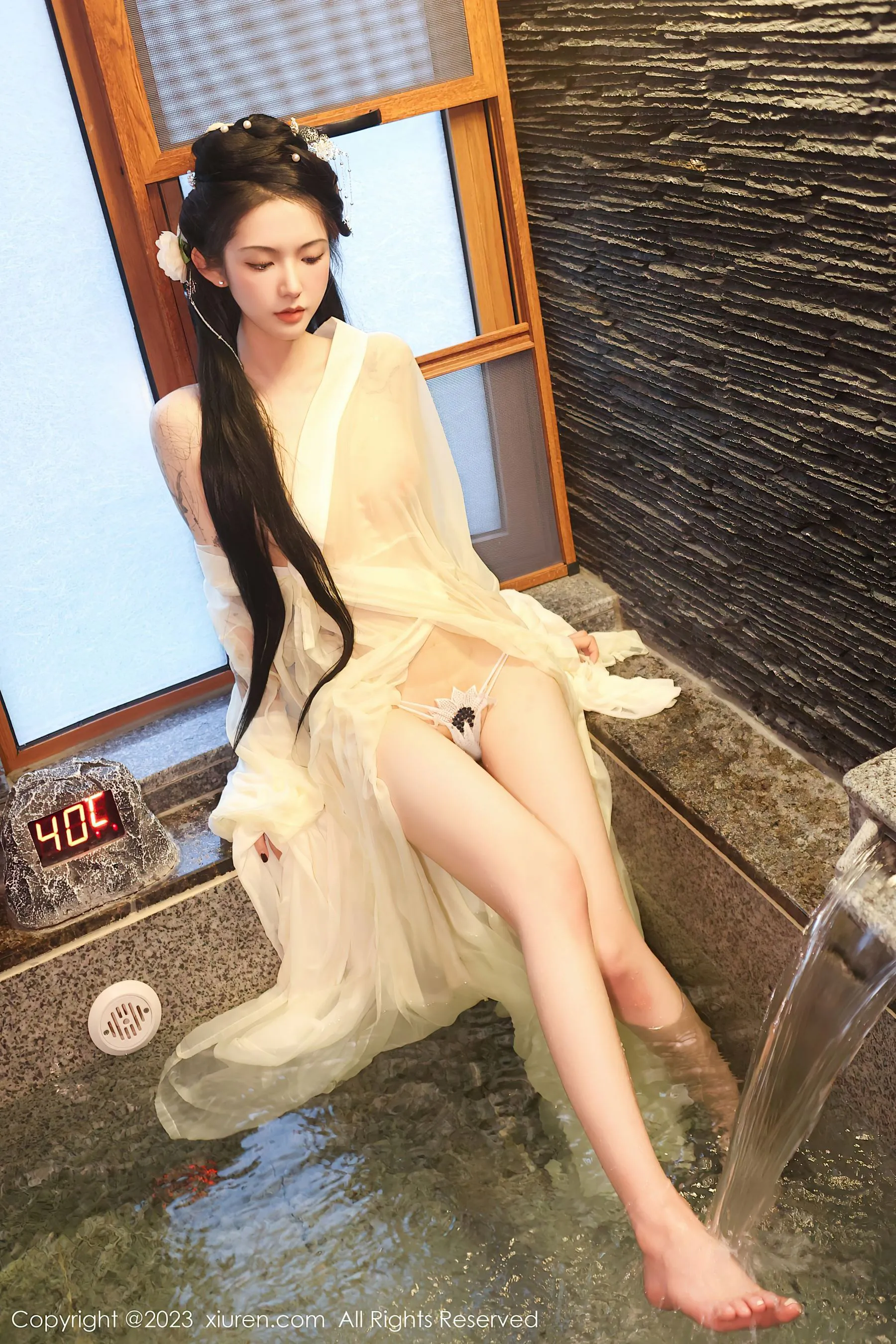 秀人网 No.6430 乔一一 古装美腿