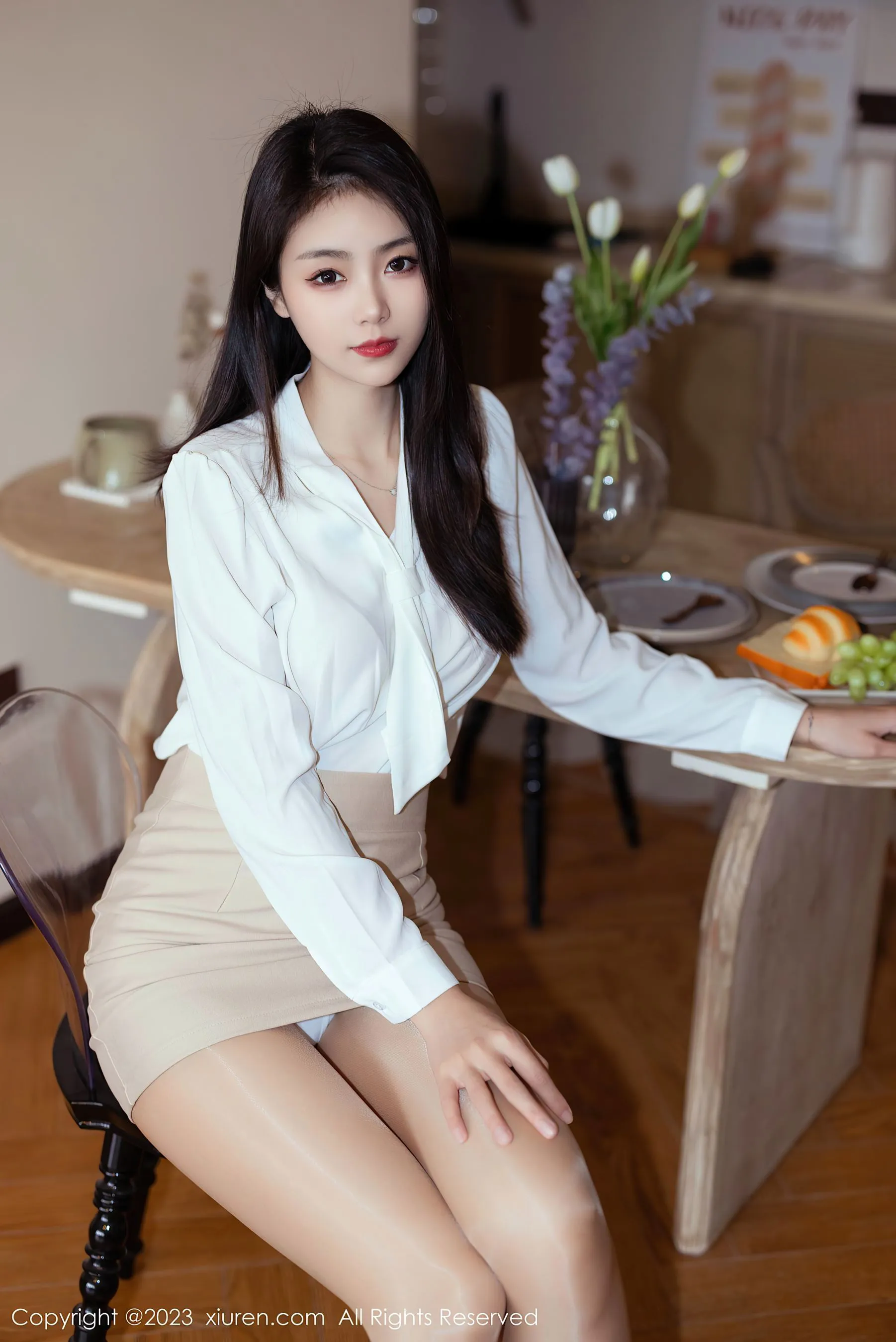 秀人网 No.6465 可樂Vicky 短裙美腿