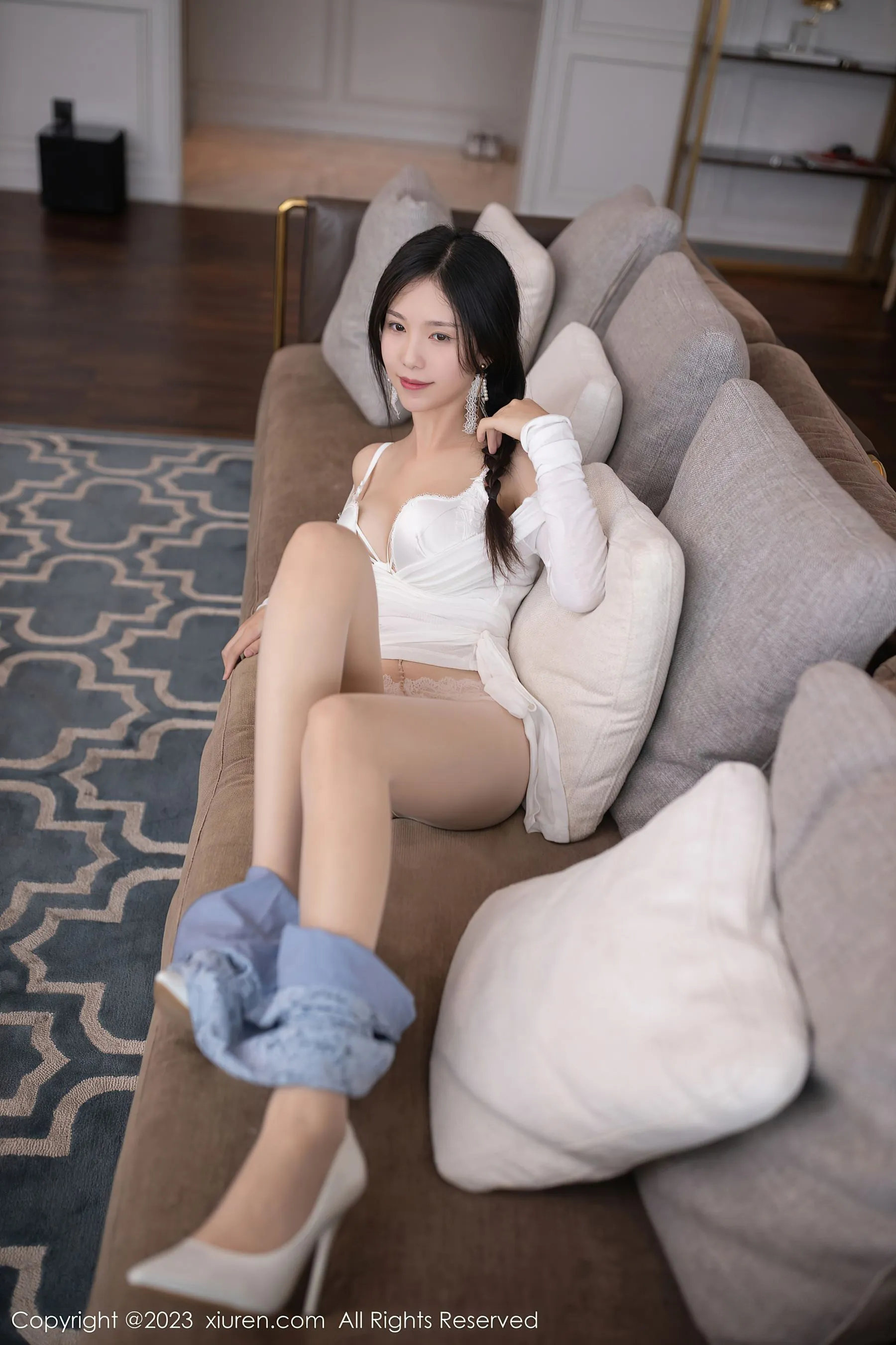 秀人网 No.6754 利世 短裙美腿