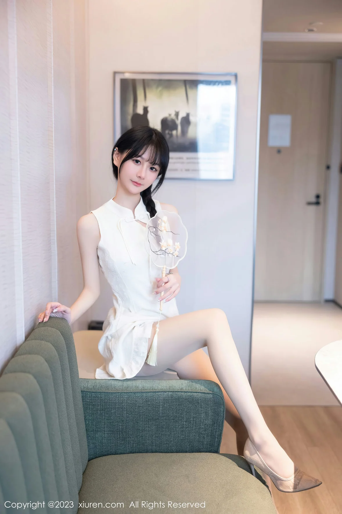 XiuRen 秀人 No.6813 幼幼 白色旗袍性感写真 [81P]