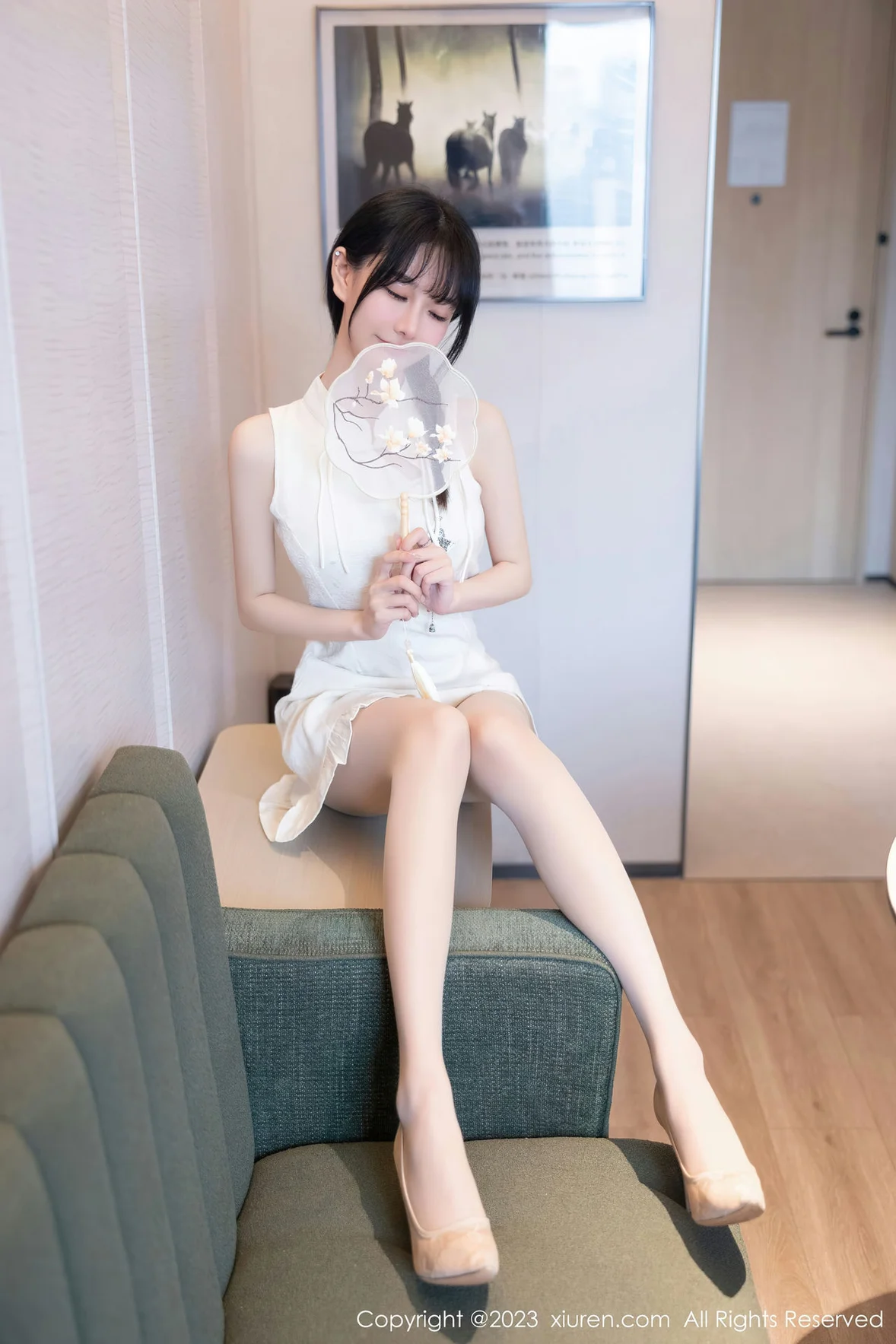 XiuRen 秀人 No.6813 幼幼 白色旗袍性感写真 [81P]