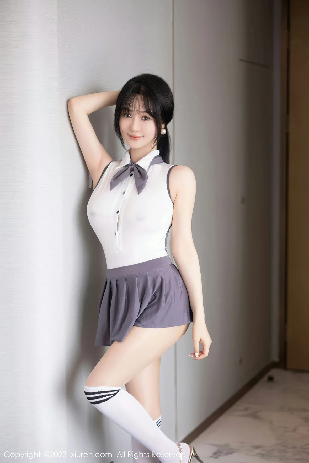 XiuRen 秀人 No.6818 柚琪Rich 轻透高开叉性感写真 [99P]