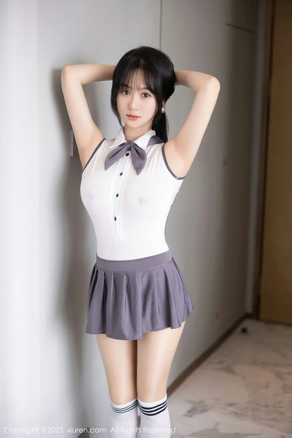 XiuRen 秀人 No.6818 柚琪Rich 轻透高开叉性感写真 [99P]