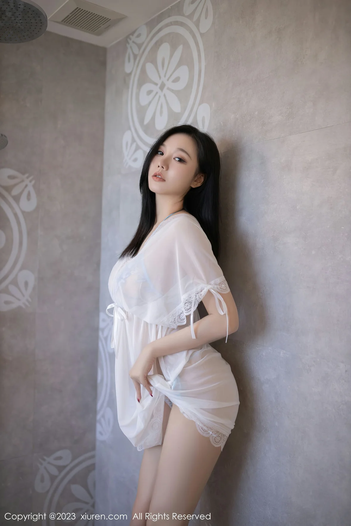 XiuRen 秀人 No.6827 安然anran 蕾丝内衣浴室场景十二月旅拍 [80P]