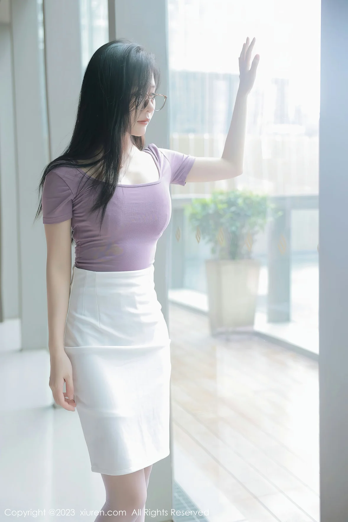 XiuRen 秀人 No.6865 尹甜甜 淡红色蕾丝内衣泰国旅拍 [86P]