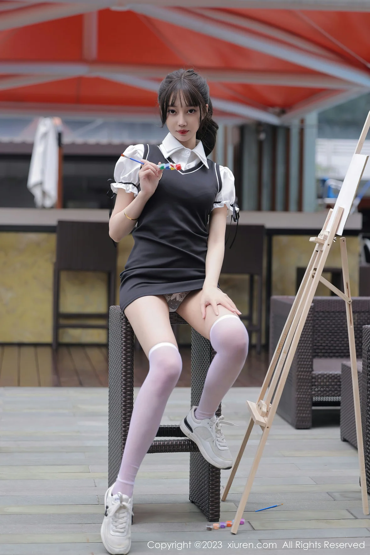 XiuRen 秀人 No.6889 玥儿玥er 黑色背带裙广州旅拍 [73P]