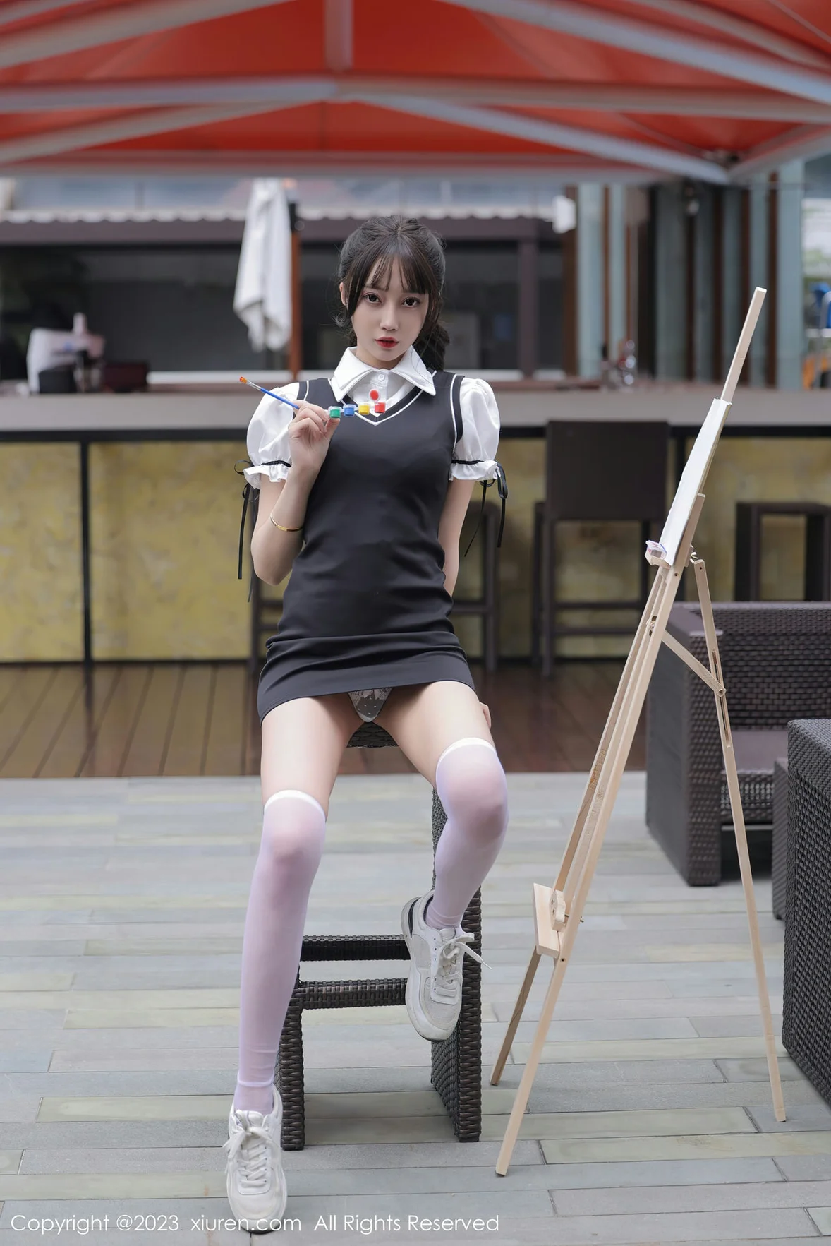 XiuRen 秀人 No.6889 玥儿玥er 黑色背带裙广州旅拍 [73P]