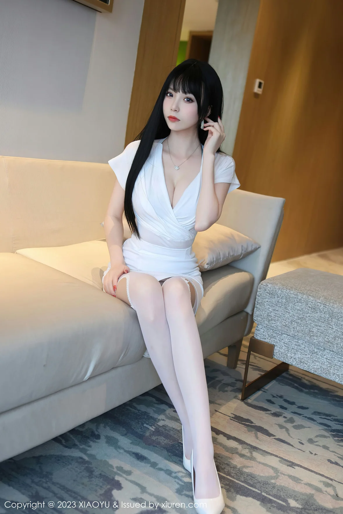 XiuRen 秀人 No.6897 江七七 墨绿色蕾丝内衣性感写真 [81P]