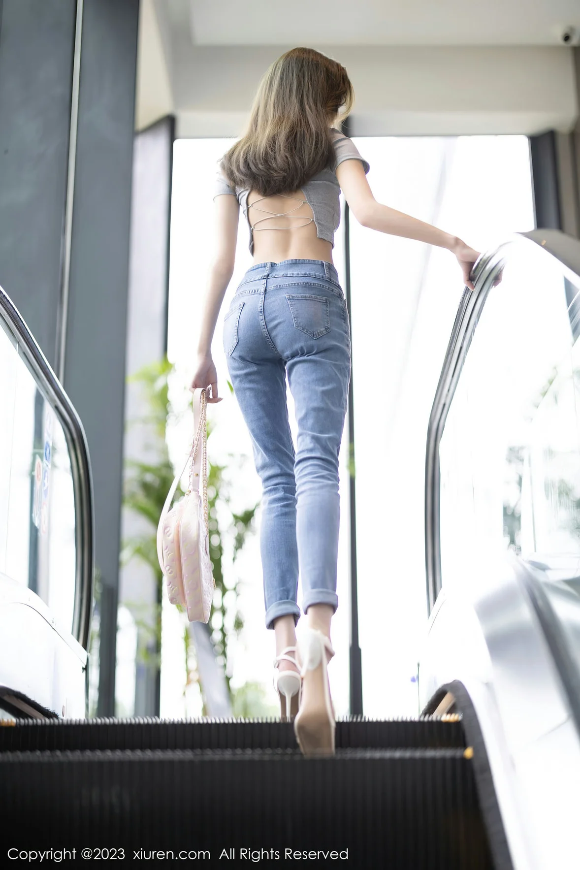 XiuRen 秀人 No.6941 程程程- 白色丝袜性感写真 [84P]