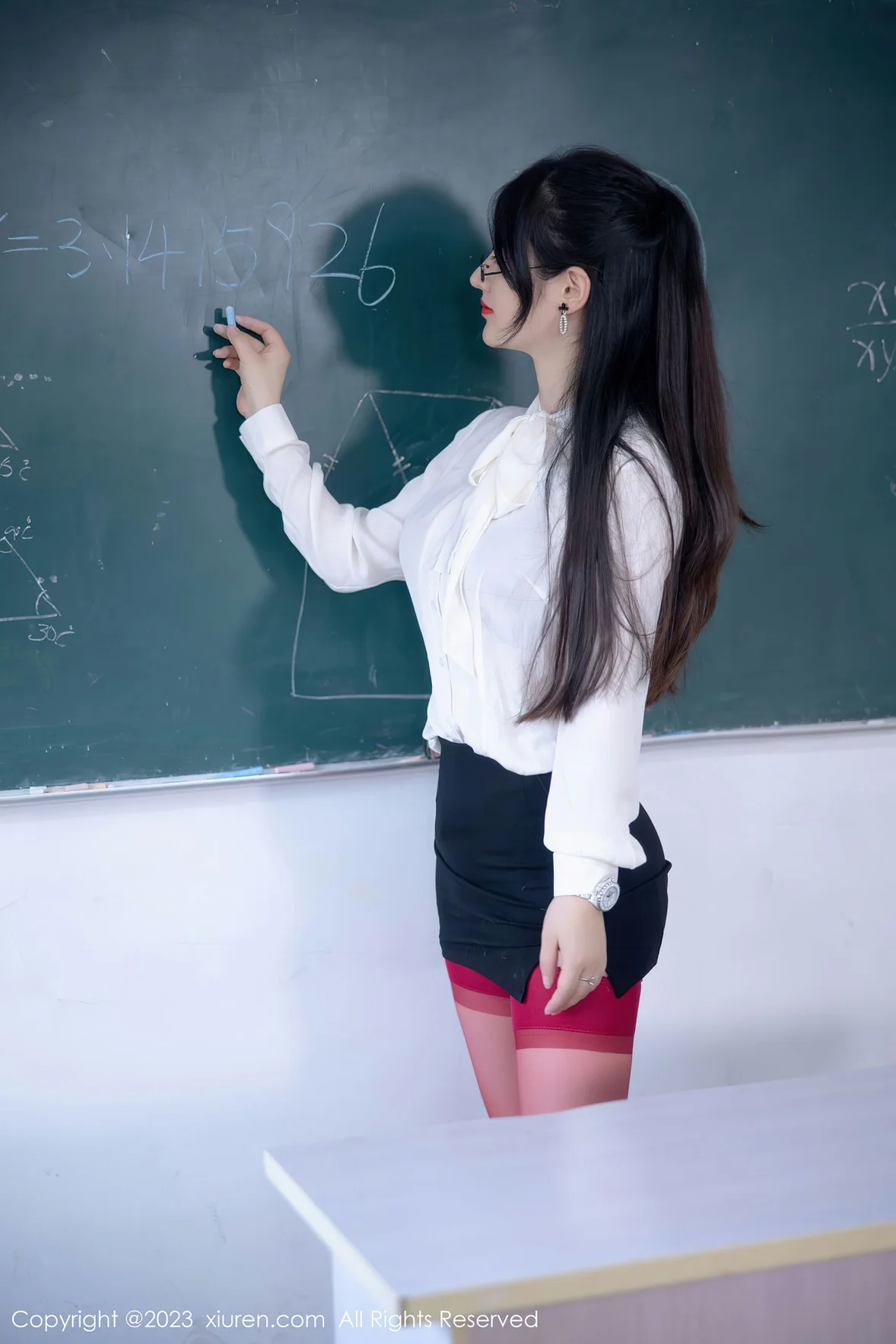 XiuRen 秀人 No.6980 诗诗kiki 教师角色扮演性感写真 [94P]