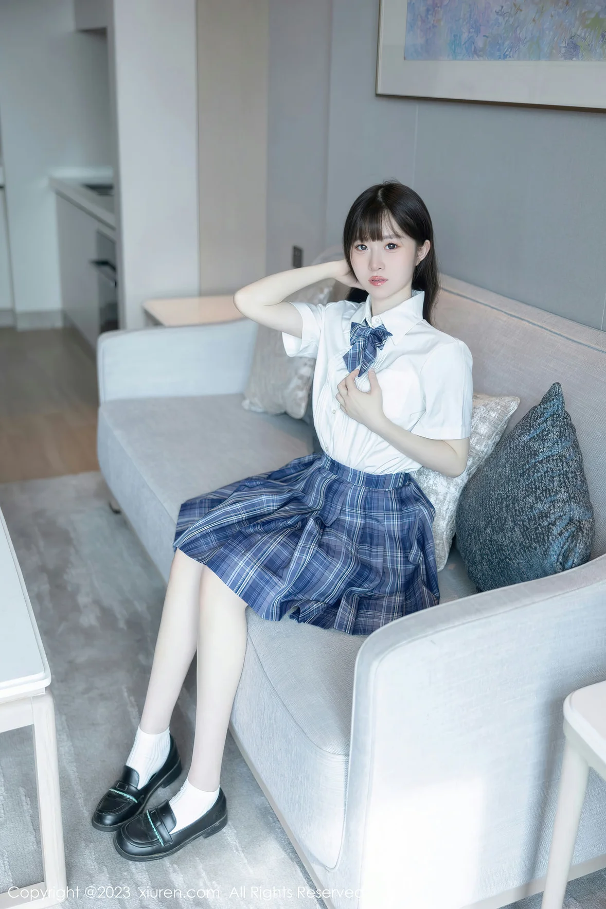 XiuRen 秀人 No.6993 林悠悠 jk短裙首套写真 [104P]