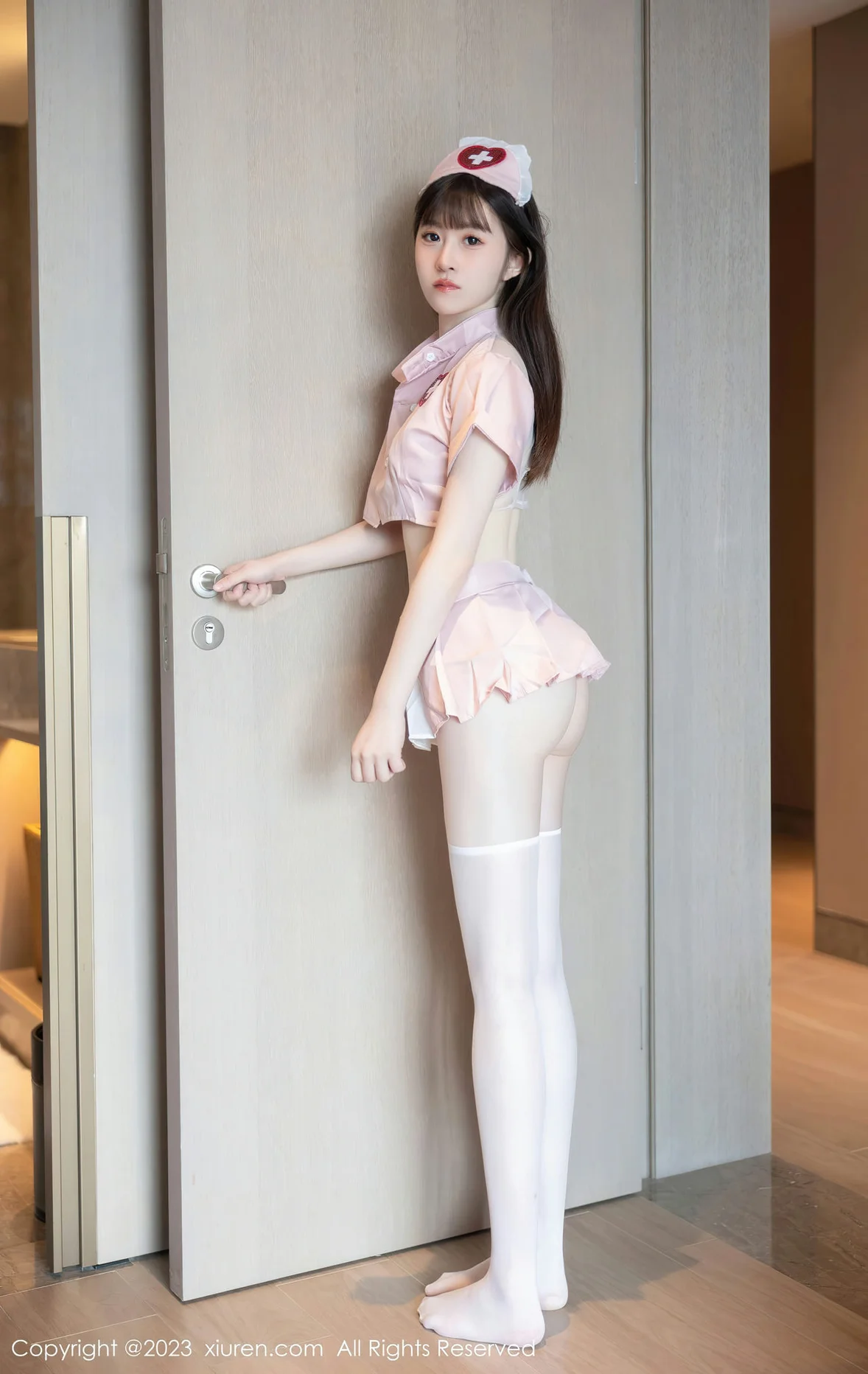 XiuRen 秀人 No.7090 林悠悠 情趣护士性感写真 [80P]