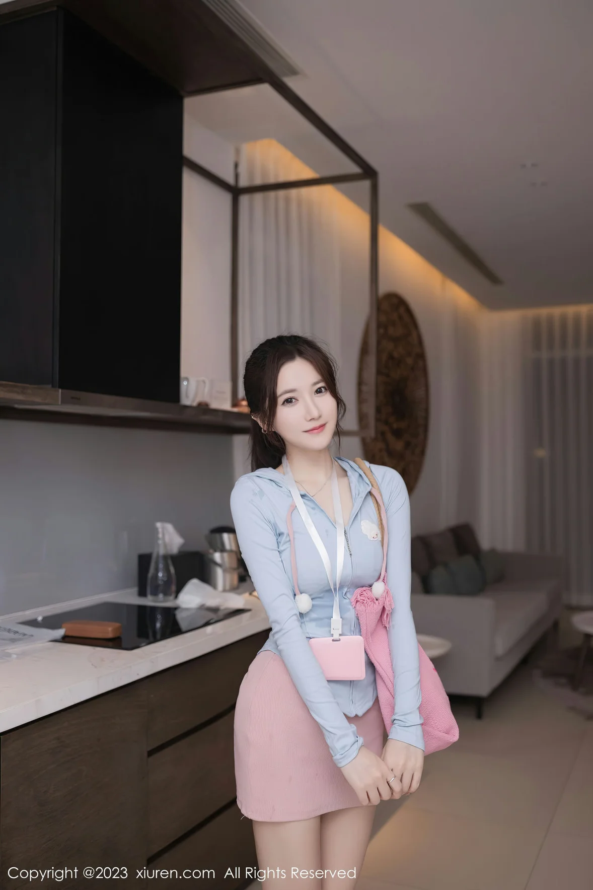 XiuRen 秀人 No.7120 鱼子酱Fish 浅粉色蕾丝内衣泰国旅拍 [81P]