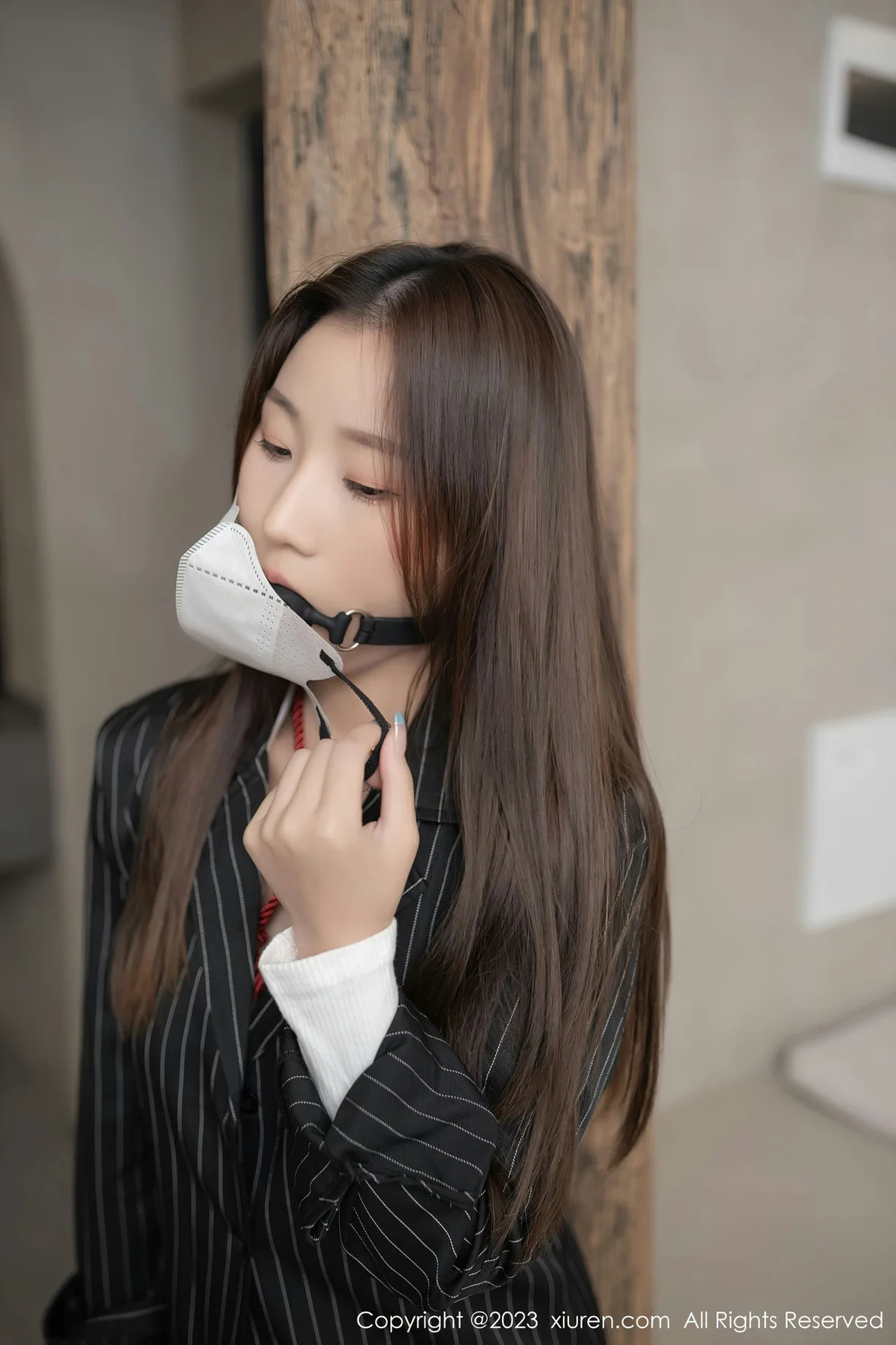 XiuRen 秀人 No.7141 杏子Yada 高开叉服饰性感写真 [76P]