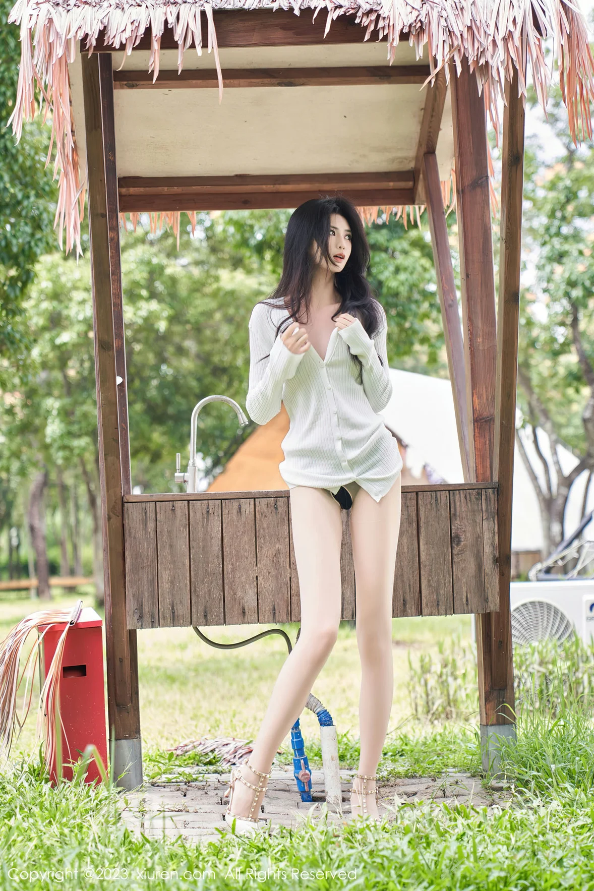 XiuRen 秀人 No.7162 浅浅Danny 户外拍摄性感写真 [91P]