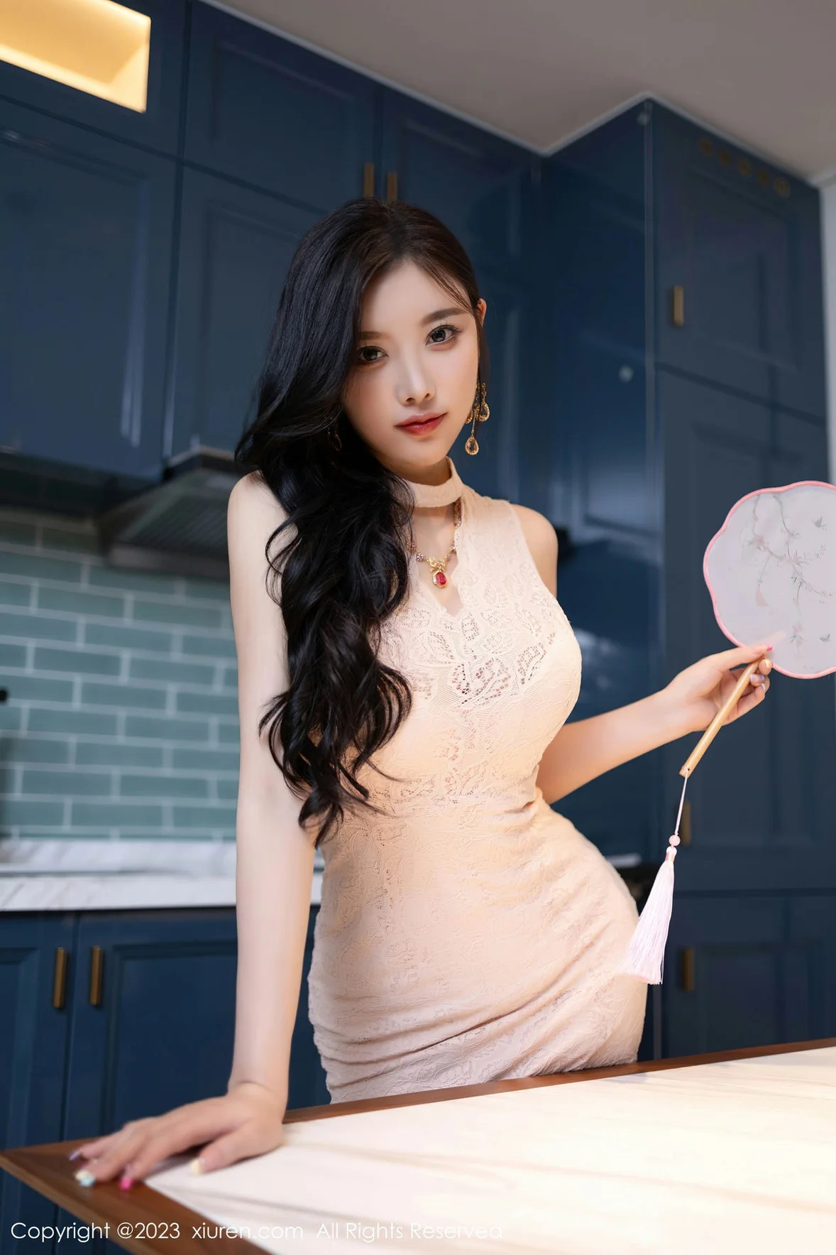 XiuRen 秀人 No.7171 杨晨晨Yome 灰色蕾丝内衣浙江安吉旅拍 [82P]