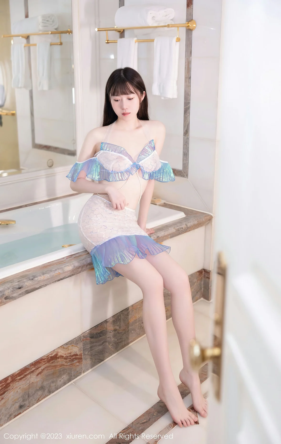 XiuRen 秀人 No.7173 林悠悠 美人鱼装扮性感写真 [68P]