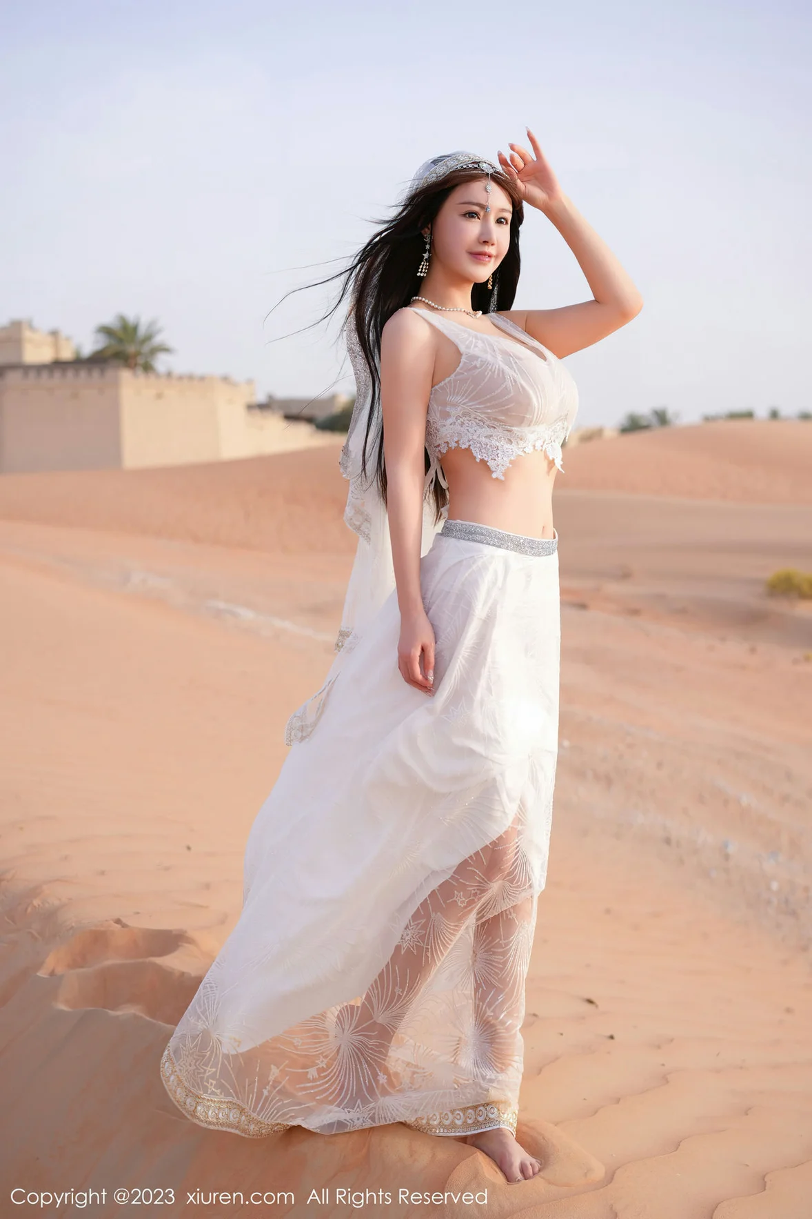 XiuRen 秀人 No.7220 朱可儿Flora 白色长裙迪拜旅拍 [80P]