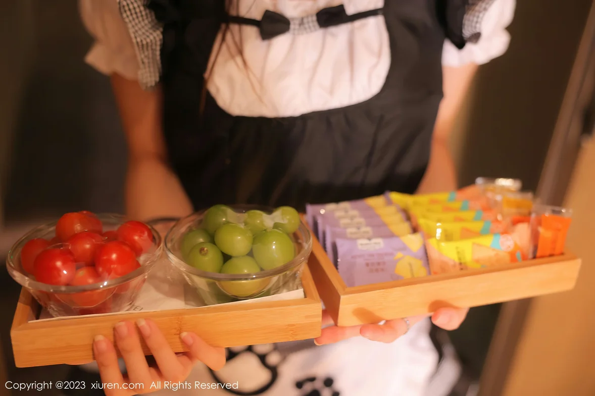 XiuRen 秀人 No.7237 幼幼 女仆装性感写真 [104P]