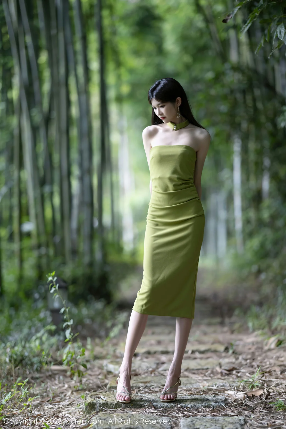 XiuRen 秀人 No.7241 程程程 链式内衣安吉旅拍 [84P]