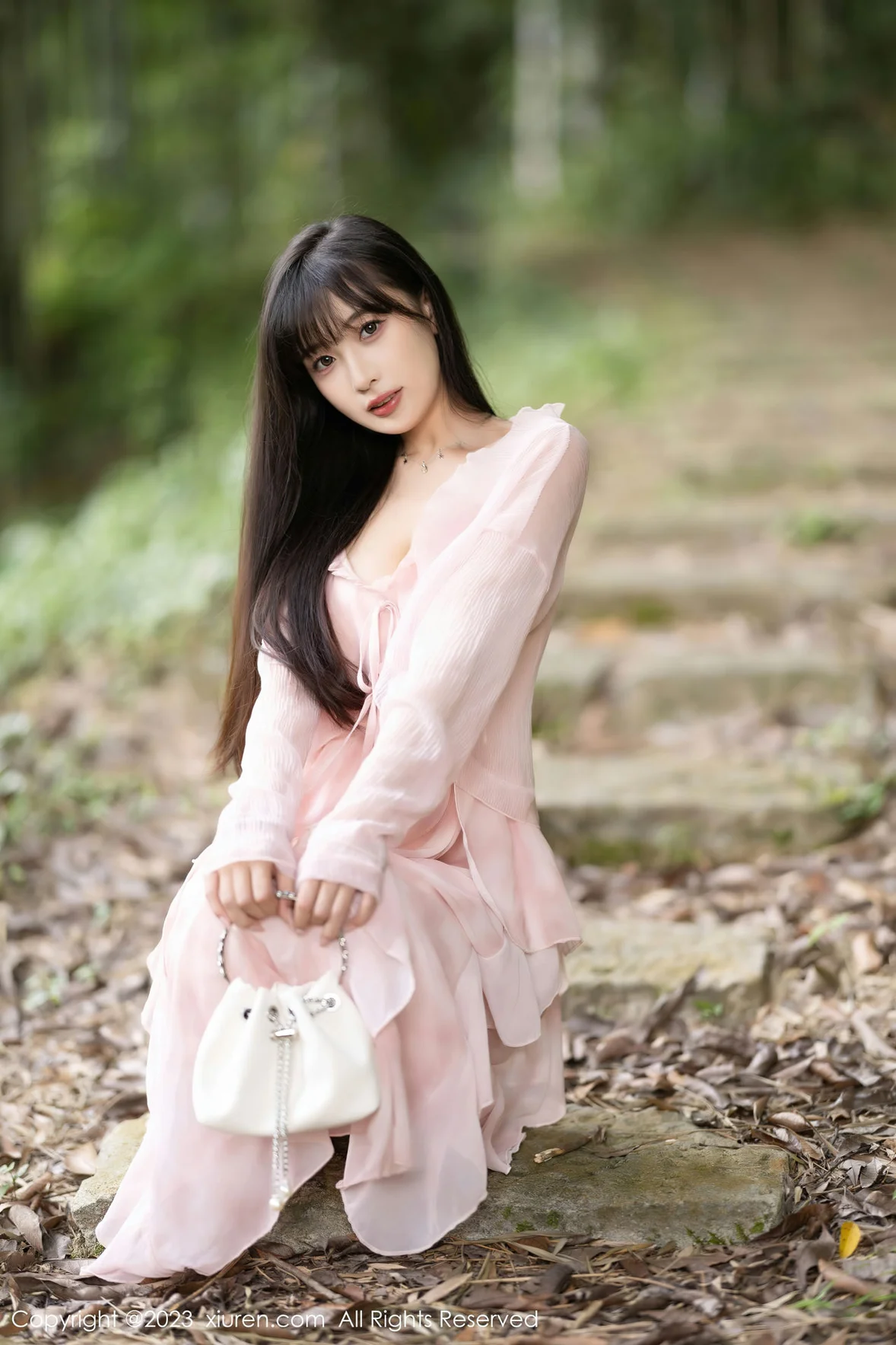 XiuRen 秀人 No.7263 林星阑 粉色丝袜安吉旅拍 [84P]