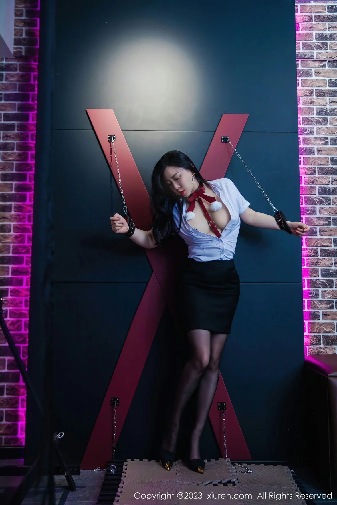 XiuRen 秀人 No.7267 王婉悠Queen 魅惑黑丝性感写真 [73P]