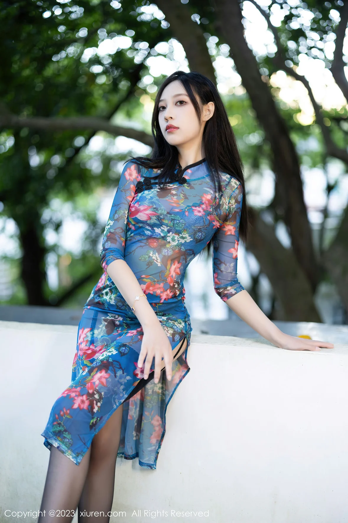 XiuRen 秀人 No.7271 郑颖姗Bev 蓝色旗袍性感写真 [82P]