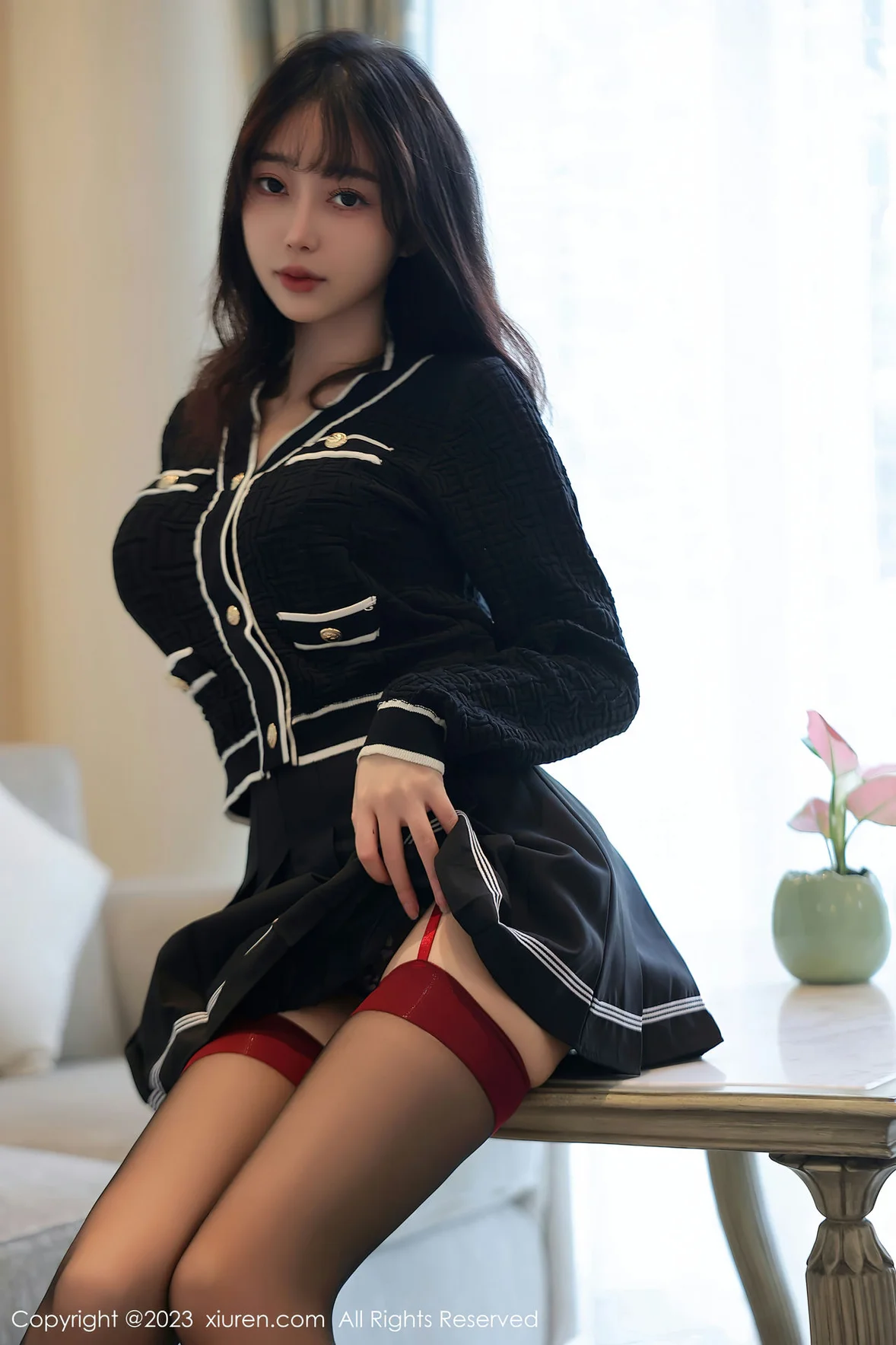 XiuRen 秀人 No.7287 玥儿玥er 薄纱内衣杭州旅拍 [83P]