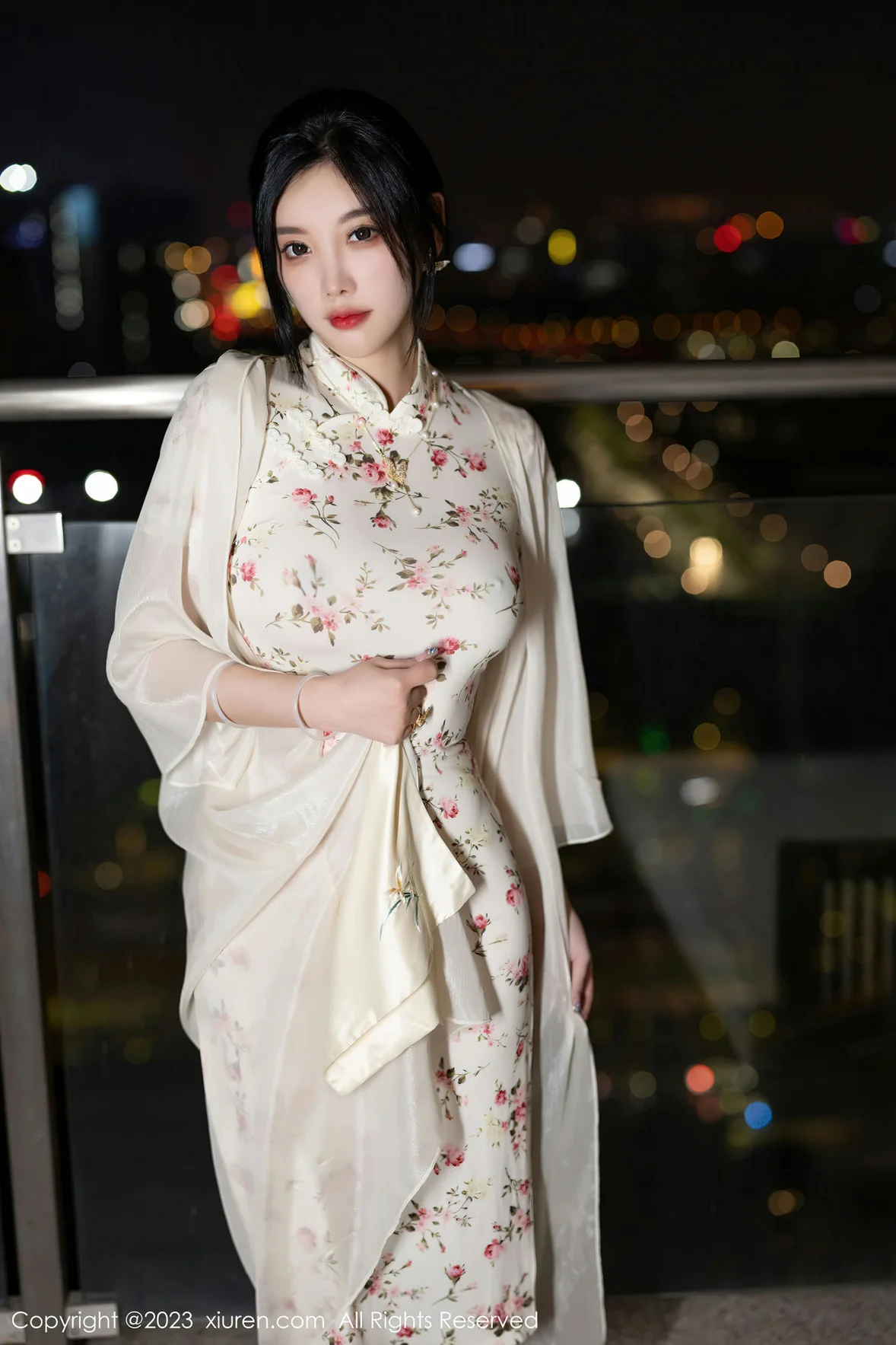 秀人网 No.7363 杨晨晨Yome 碎花旗袍浙江安吉旅拍 [87P]