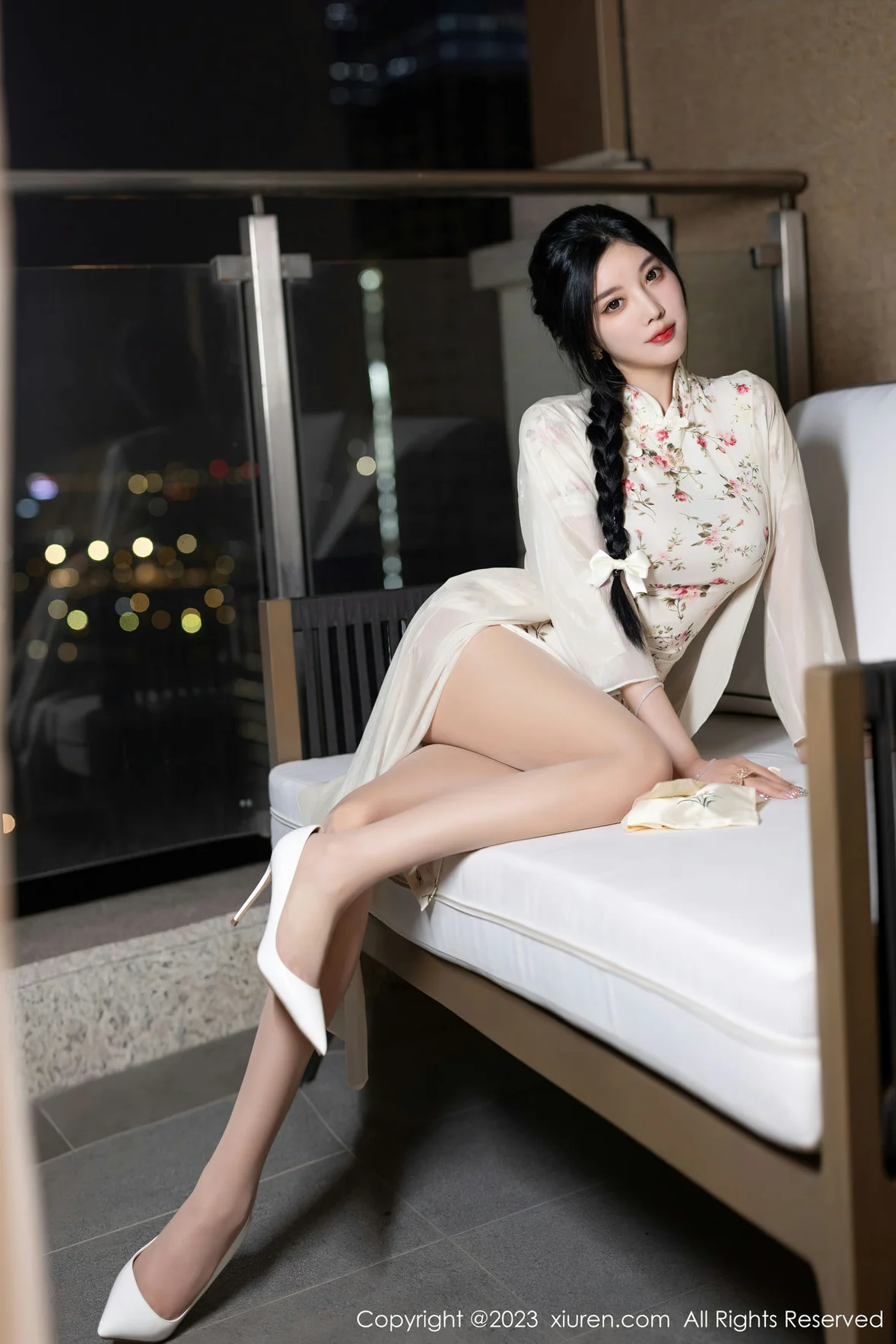 秀人网 No.7363 杨晨晨Yome 碎花旗袍浙江安吉旅拍 [87P]