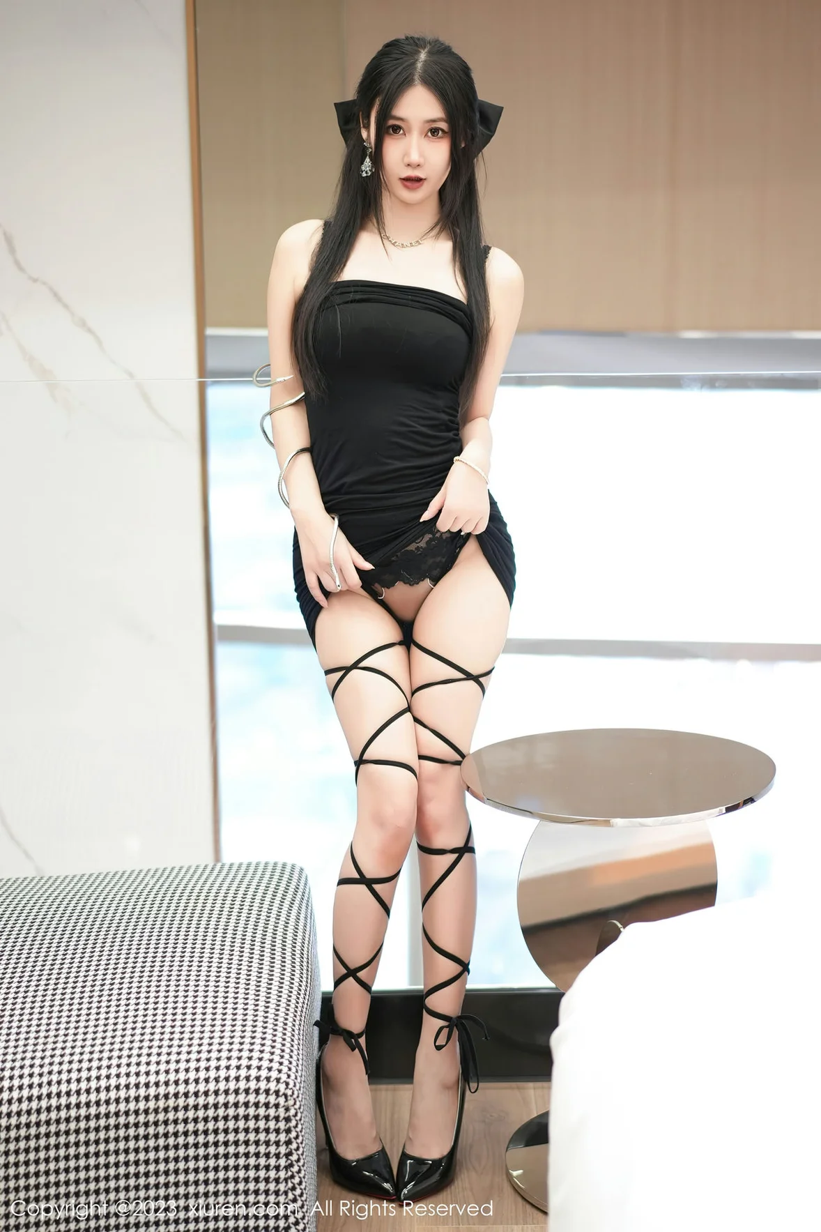 秀人网 No.7394 laura阿姣 吊带短裙性感写真 [73P]