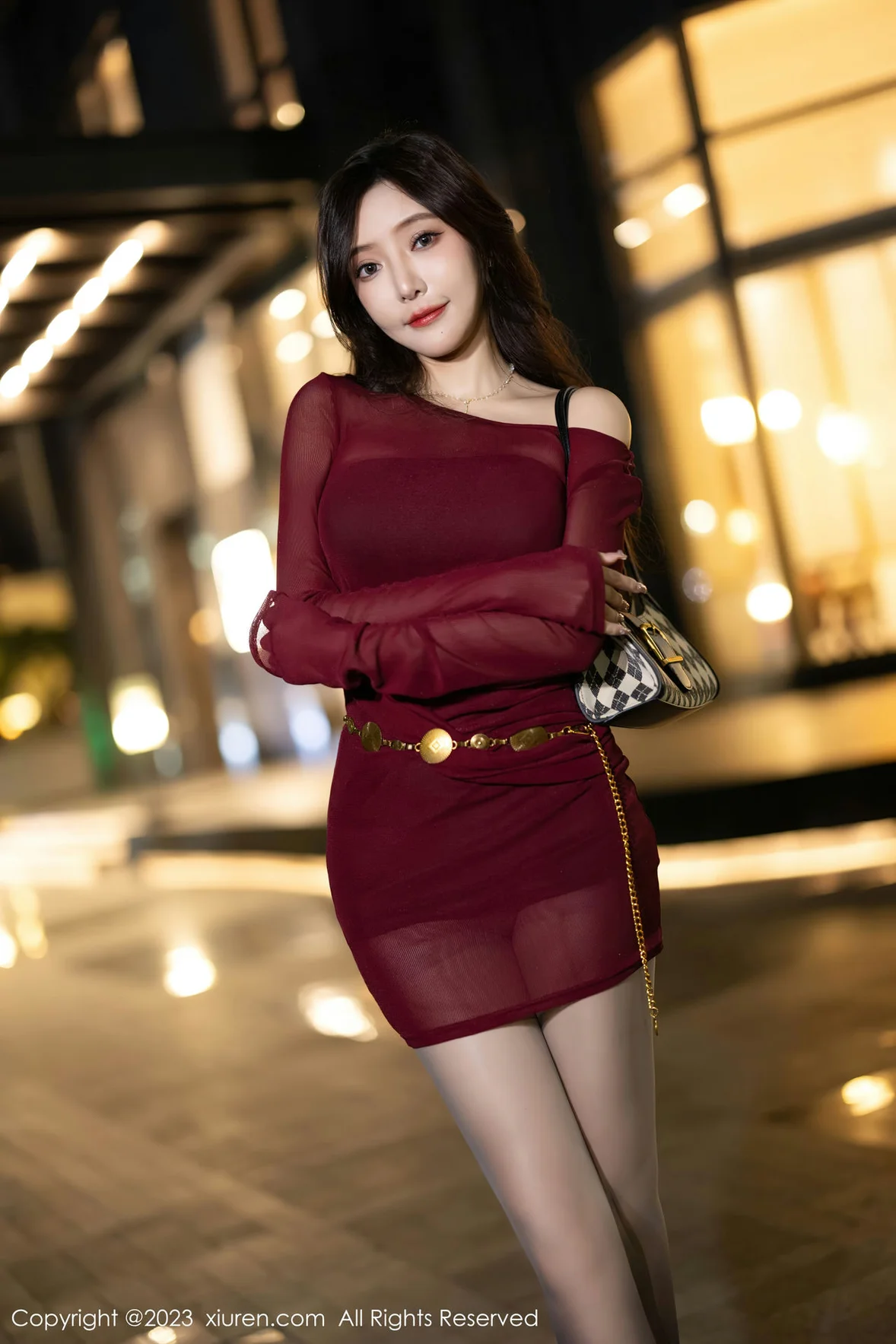 秀人网 No.7400 王馨瑶yanni 黑色情趣内衣安吉旅拍 [93P]