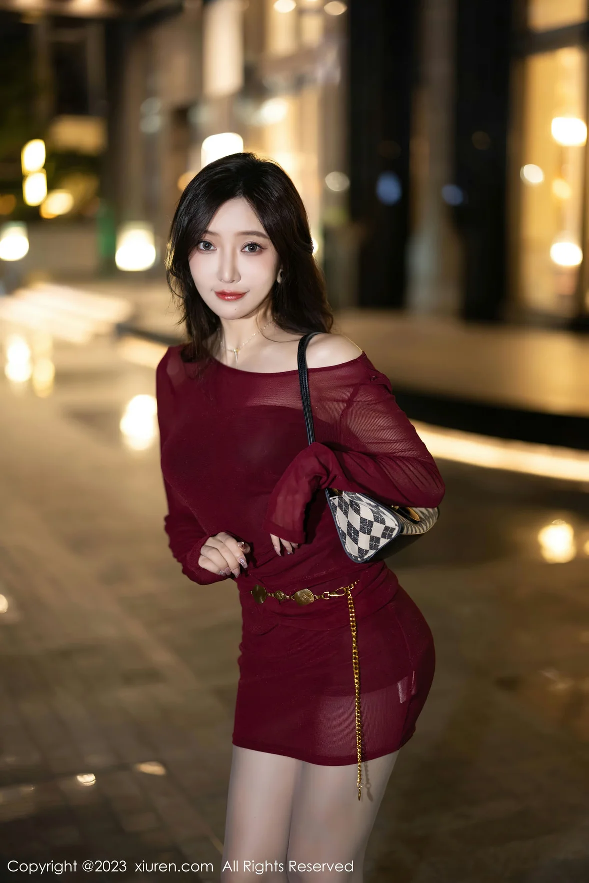 秀人网 No.7400 王馨瑶yanni 黑色情趣内衣安吉旅拍 [93P]