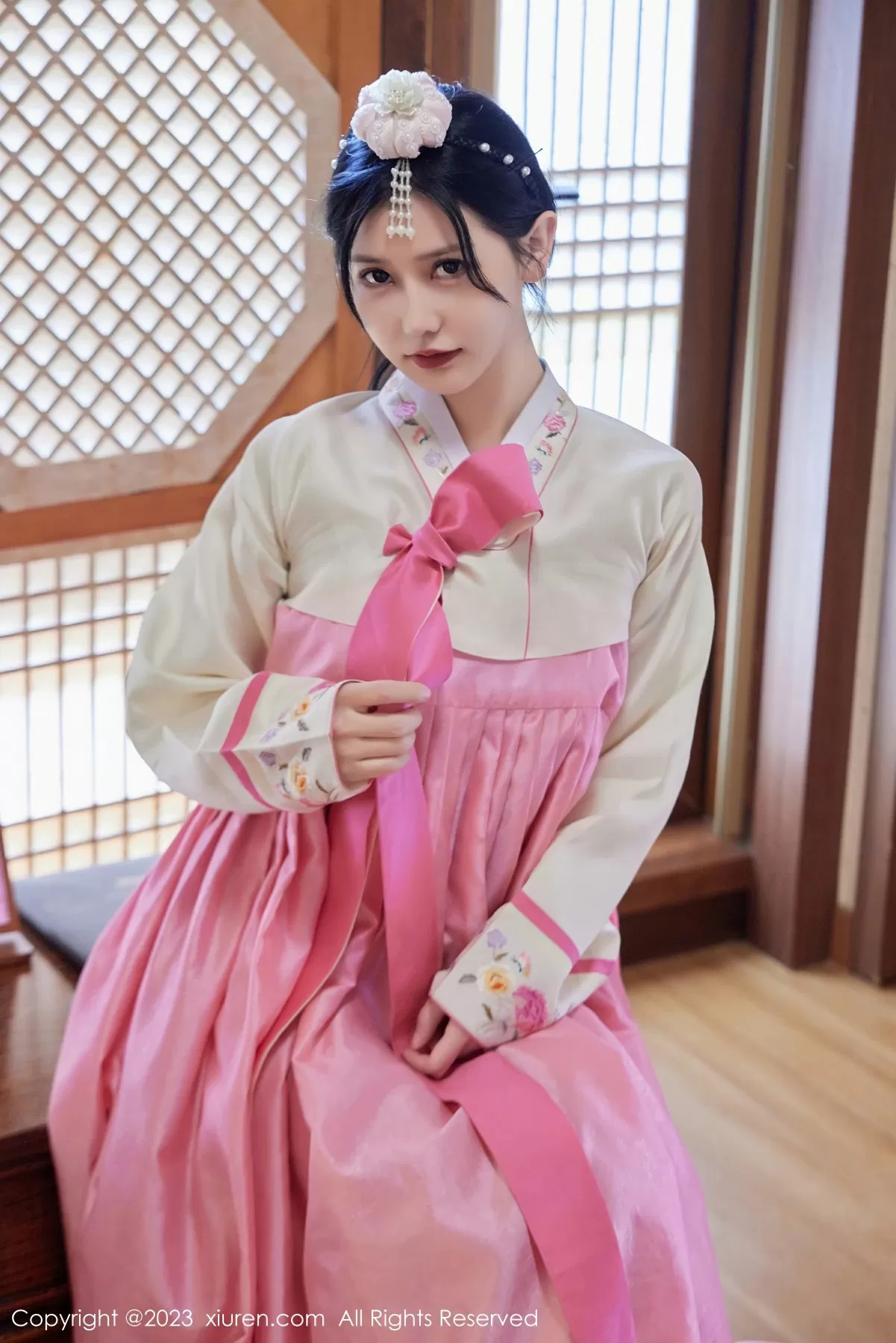 XiuRen 秀人 No.7564 尹甜甜 [69P]