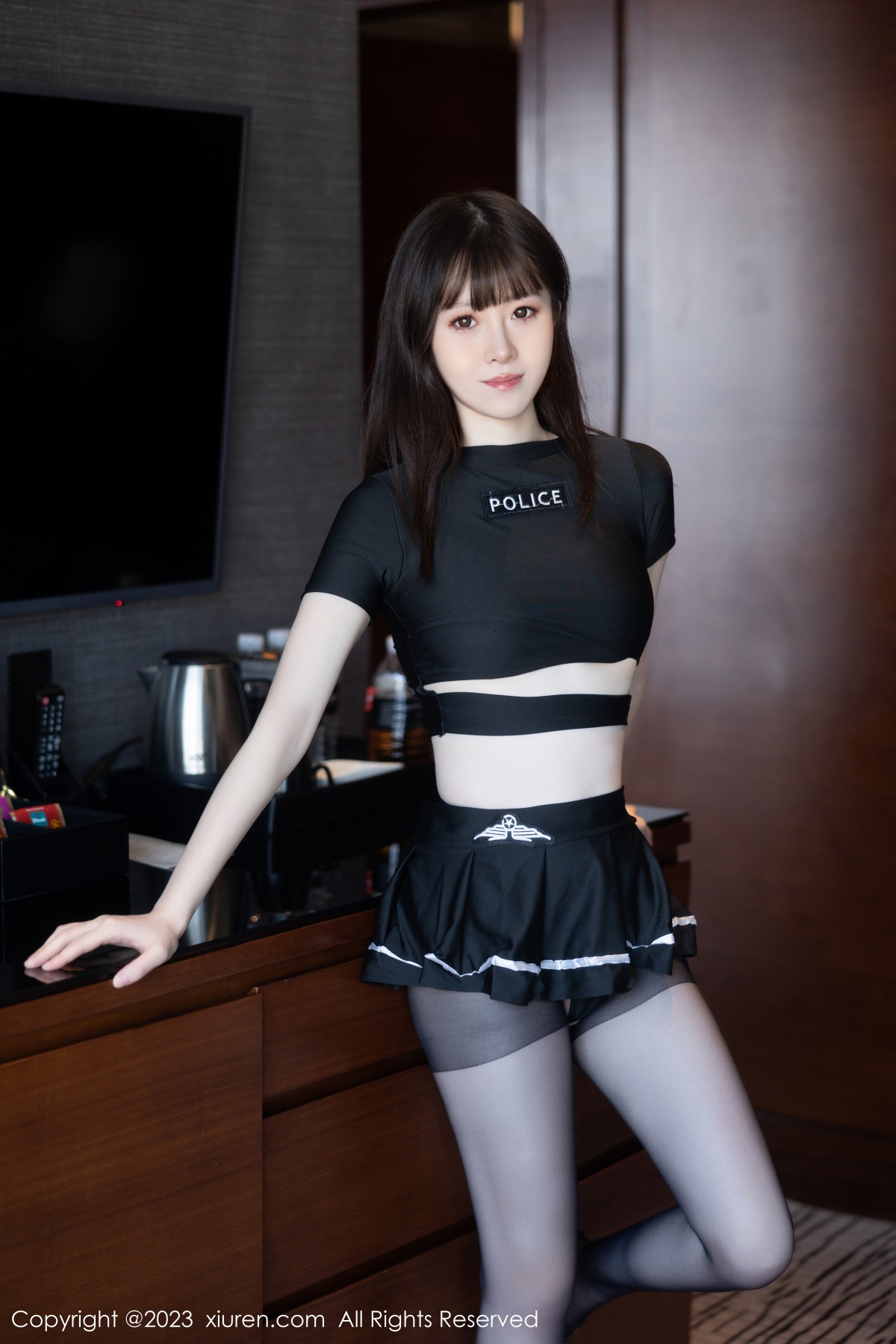 Xiuren 秀人 No.7637 林悠悠 [98P]