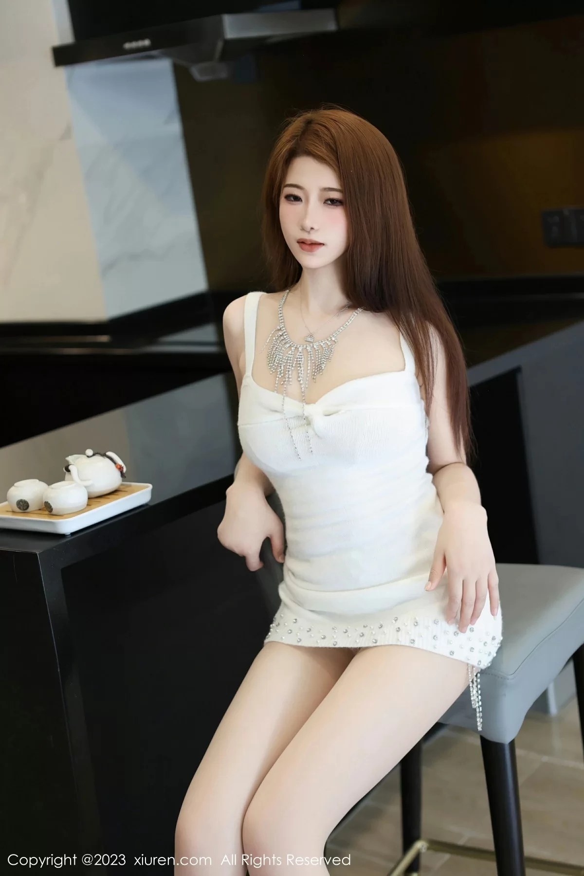 Xiuren 秀人 No.7690 月酱儿 [69P]