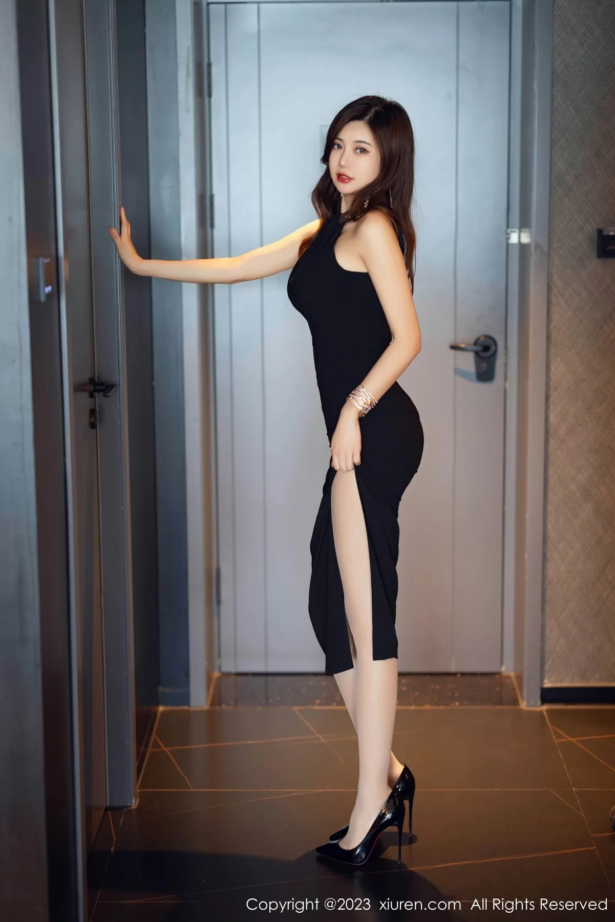 XiuRen 秀人 No.7782 绮里嘉ula [83P]