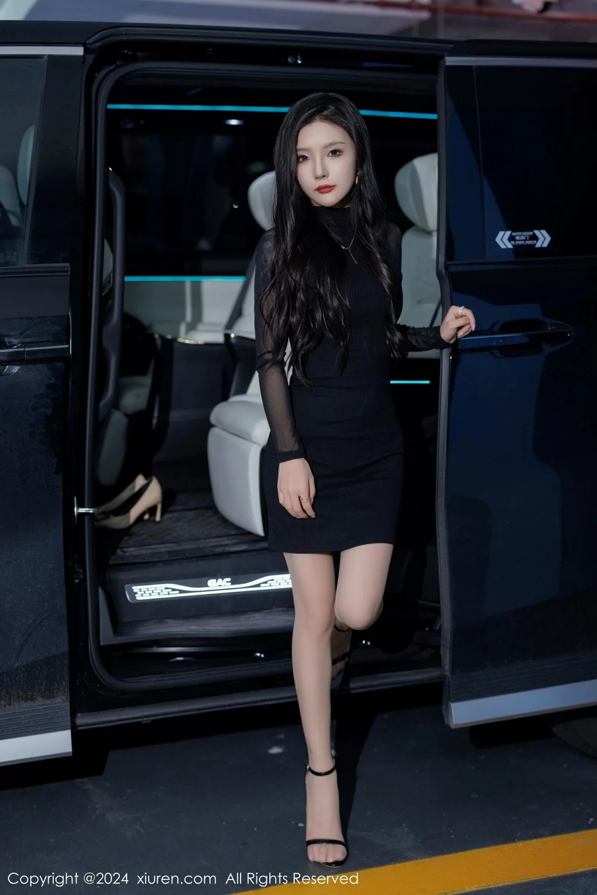 XiuRen 秀人 No.7942 七七kiko [50P]