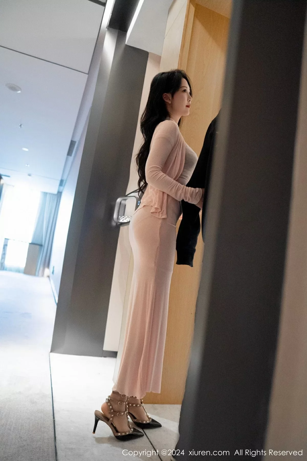 XiuRen 秀人 No.7945 利世 [96P]