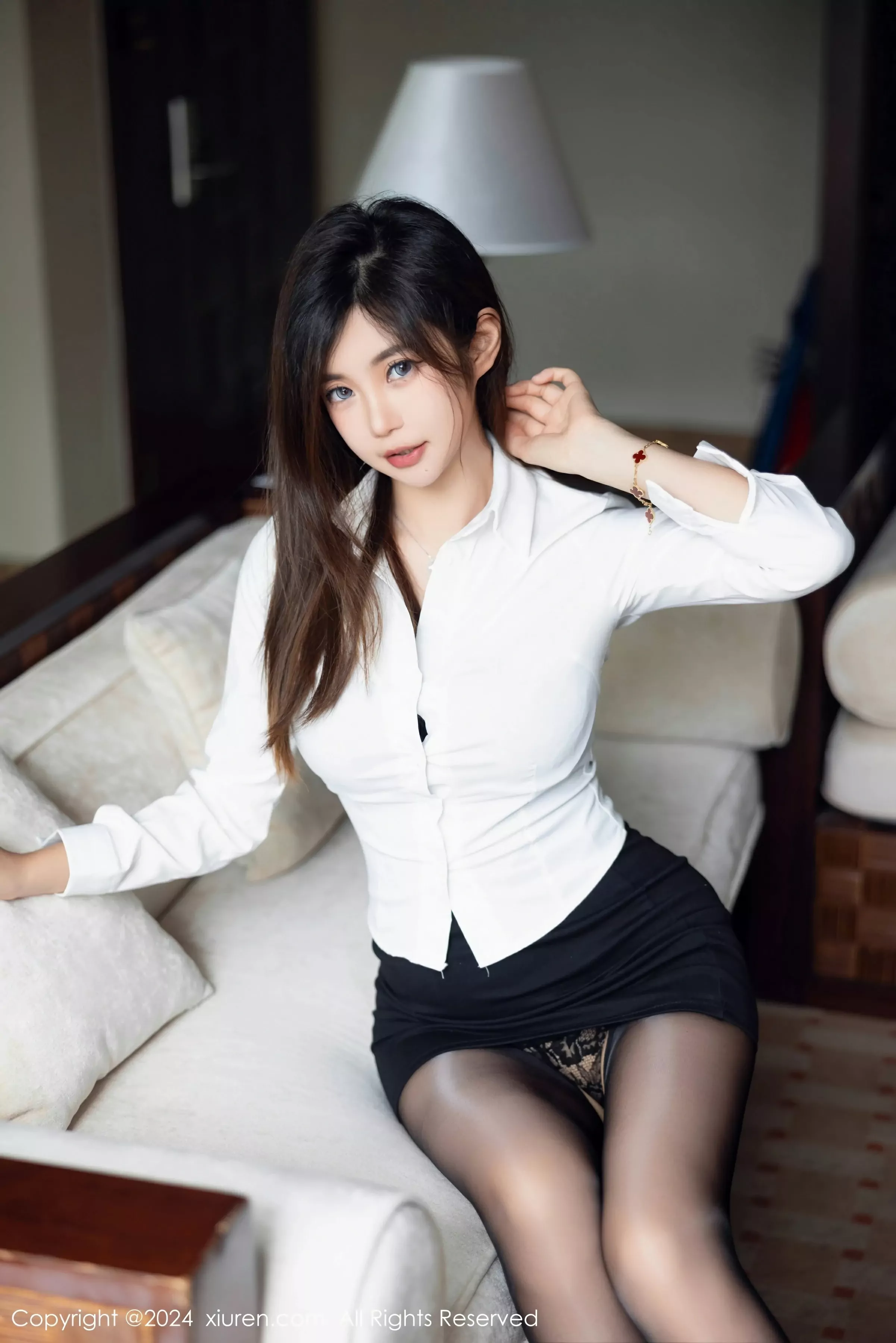 XiuRen 秀人 No.8053 绮里嘉ula [101P]