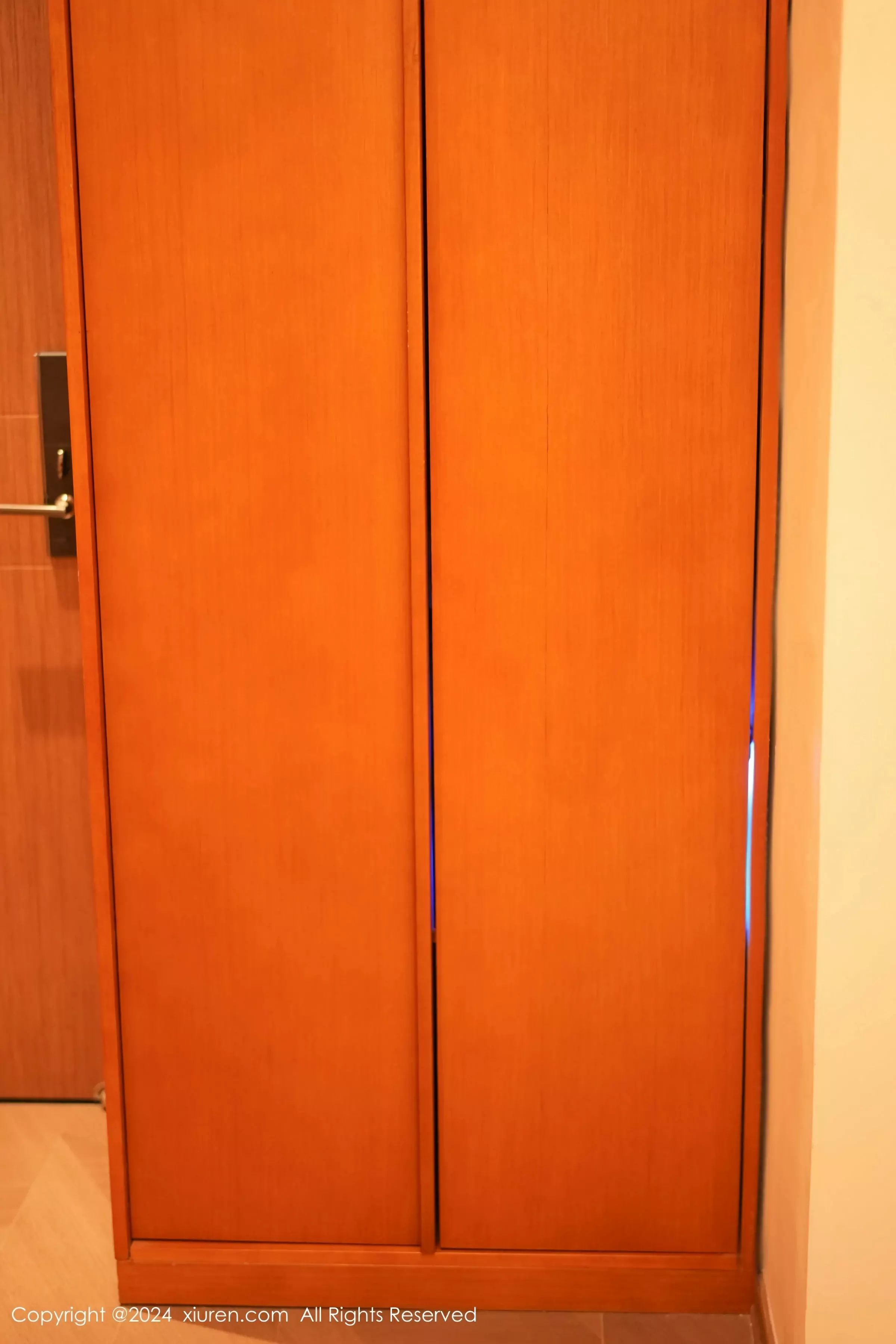 XiuRen 秀人 No.8054 谭小灵 [74P]