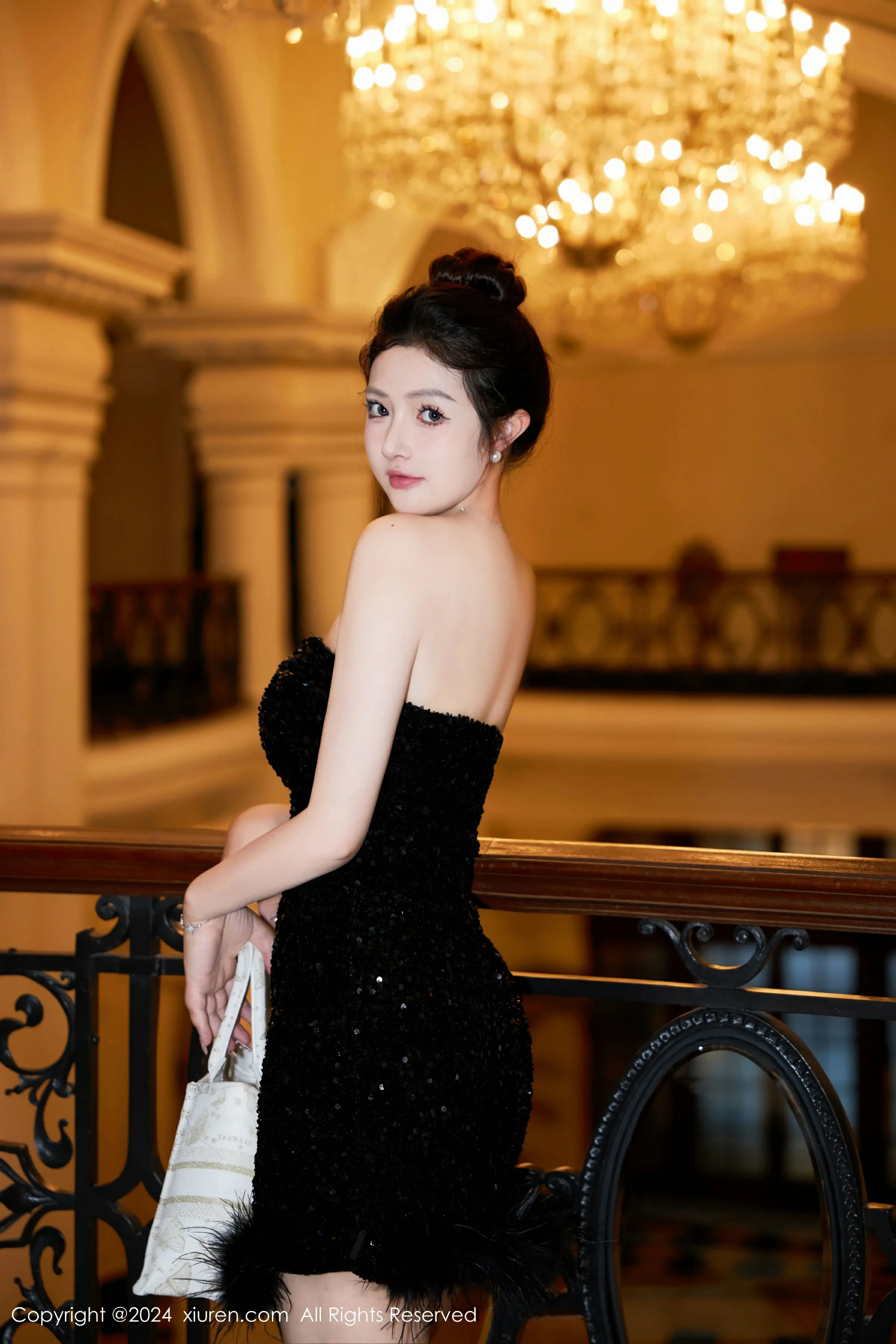 XiuRen 秀人 No.8462 养乐多DoDo [48P]