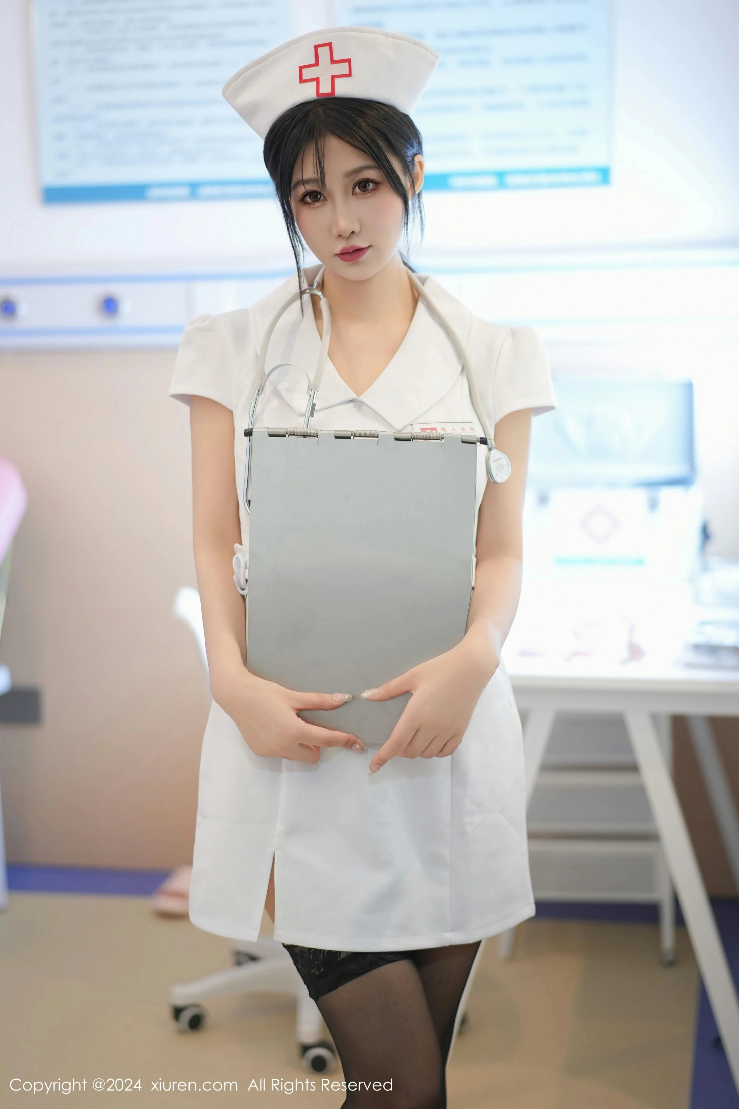 XiuRen 秀人 No.8512 laura阿姣 [87P]