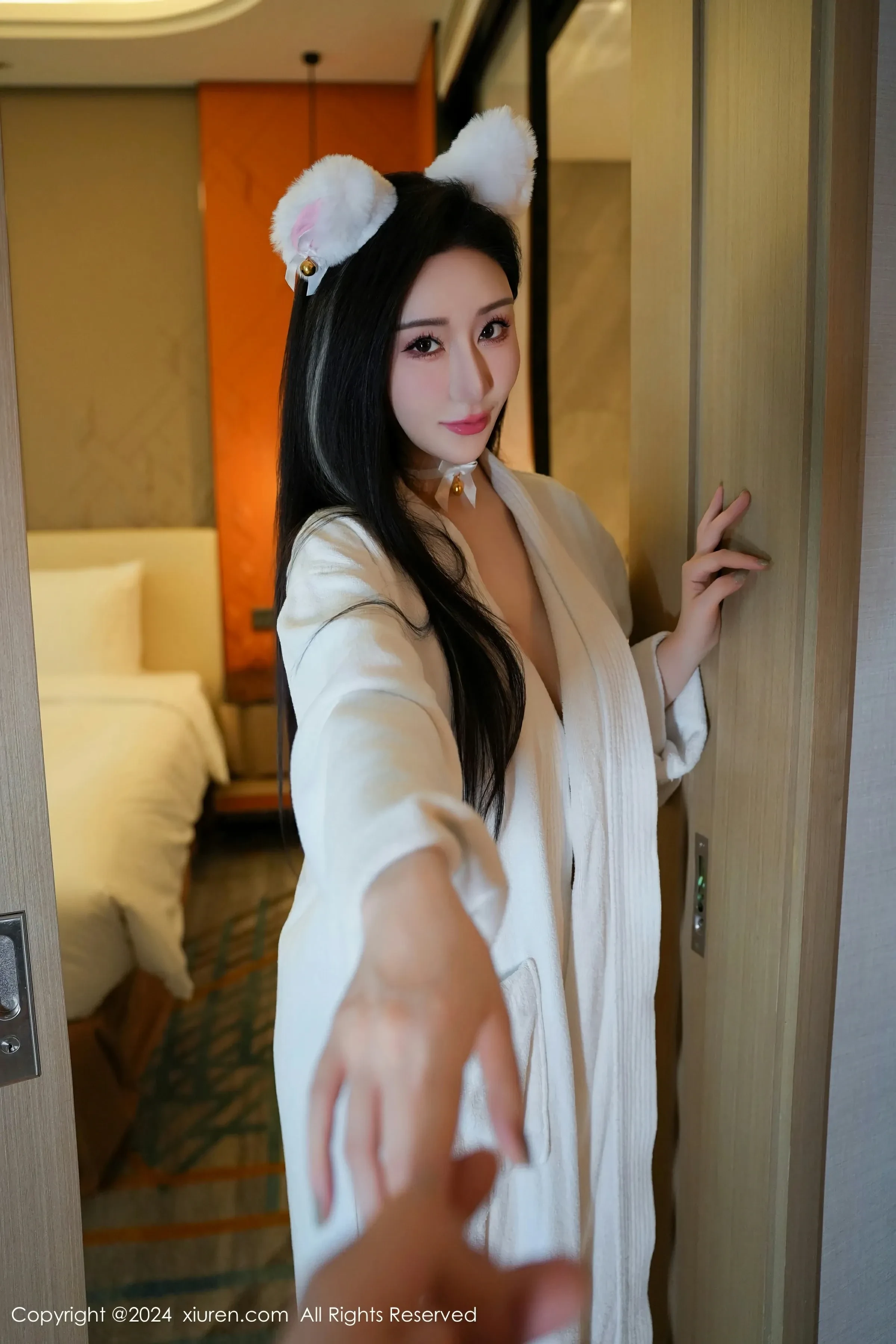 XiuRen 秀人 No.8679 田兮白 [124P]