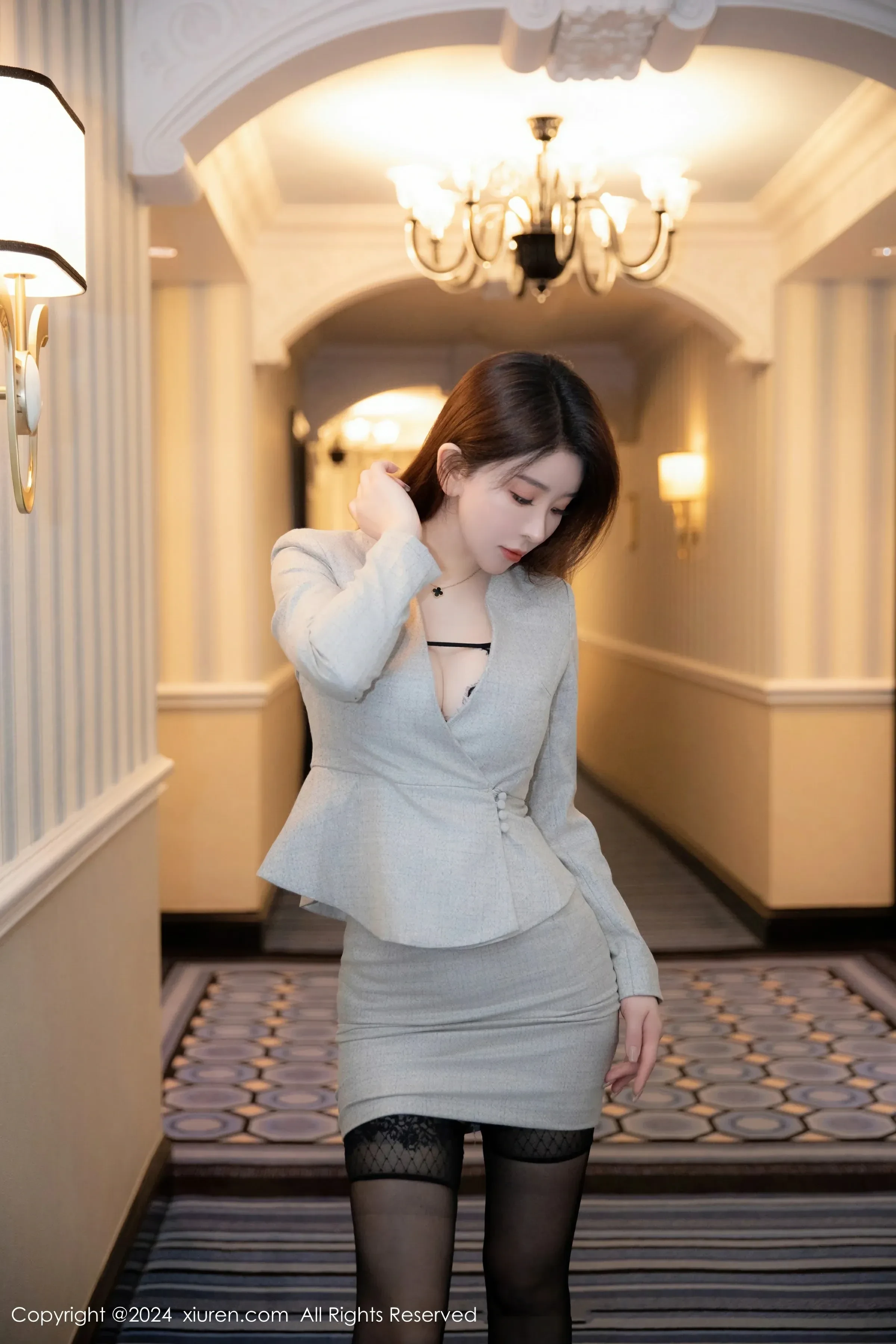 XiuRen 秀人 No.8716 雨儿酱eve [83P]