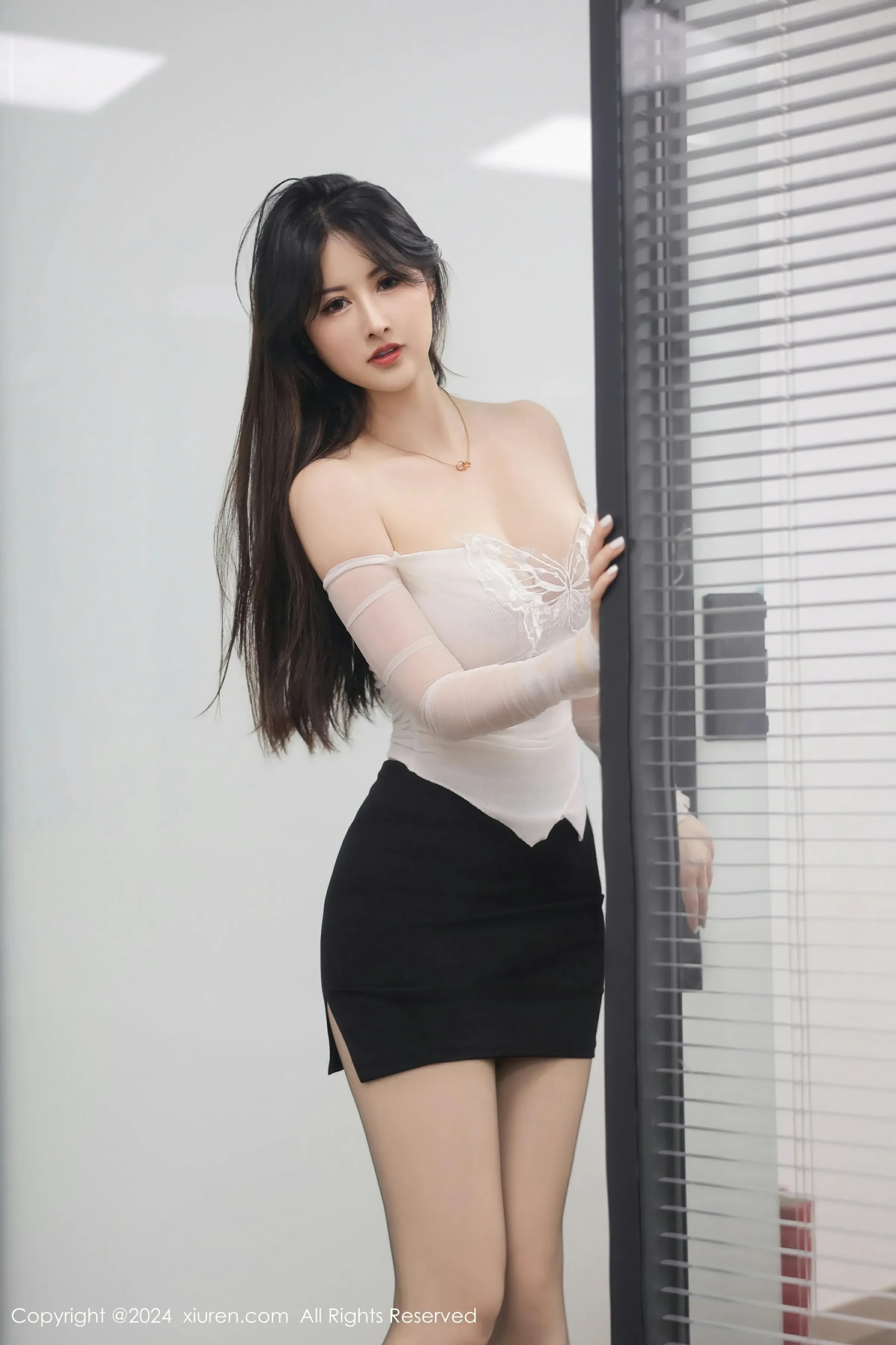 XiuRen 秀人 No.8766 诗诗kiki [81P]