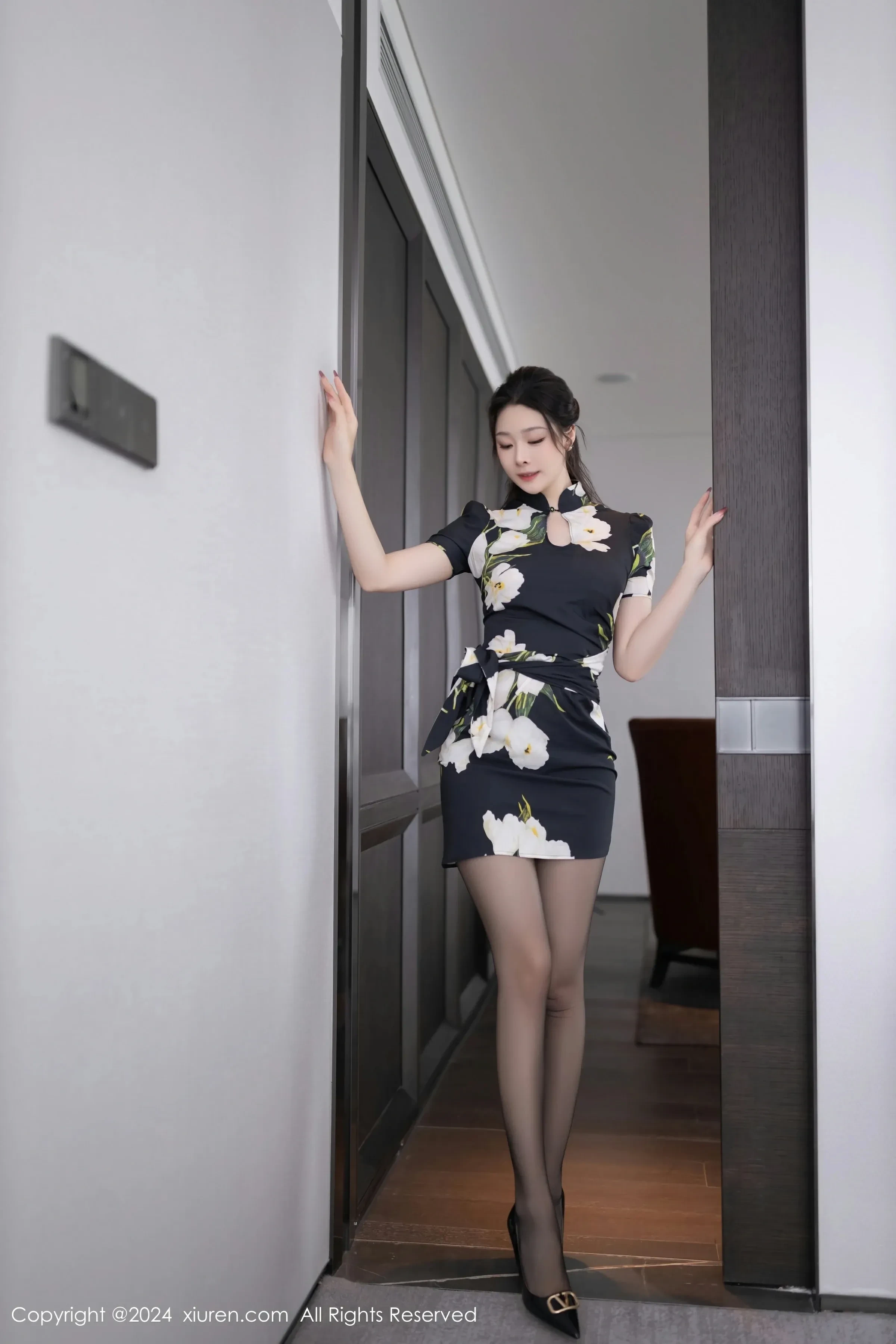 XiuRen 秀人 No.8768 小逗逗 [80P]