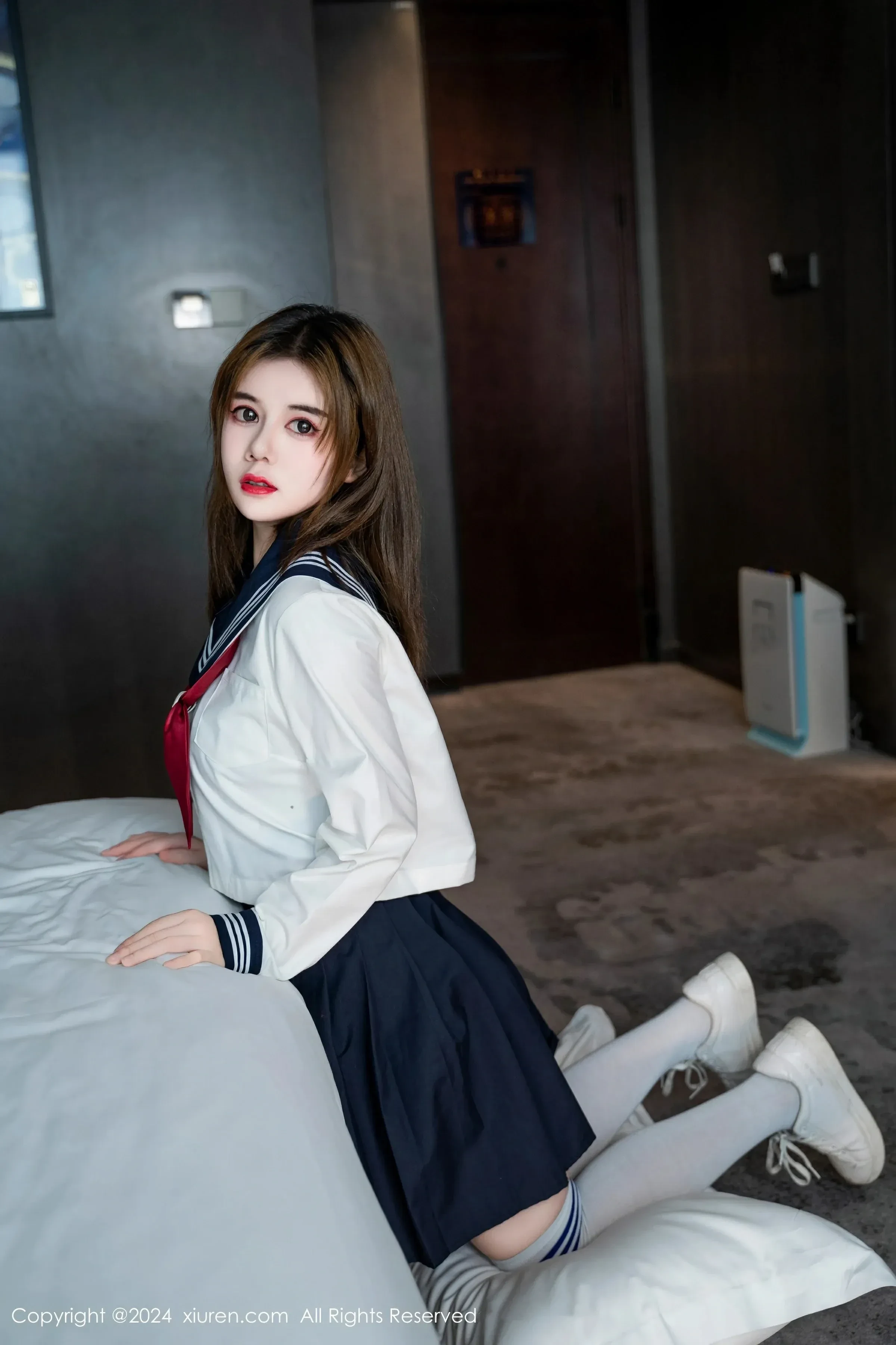 XiuRen 秀人 No.8819 凌彩烟 新人模特 [86P]