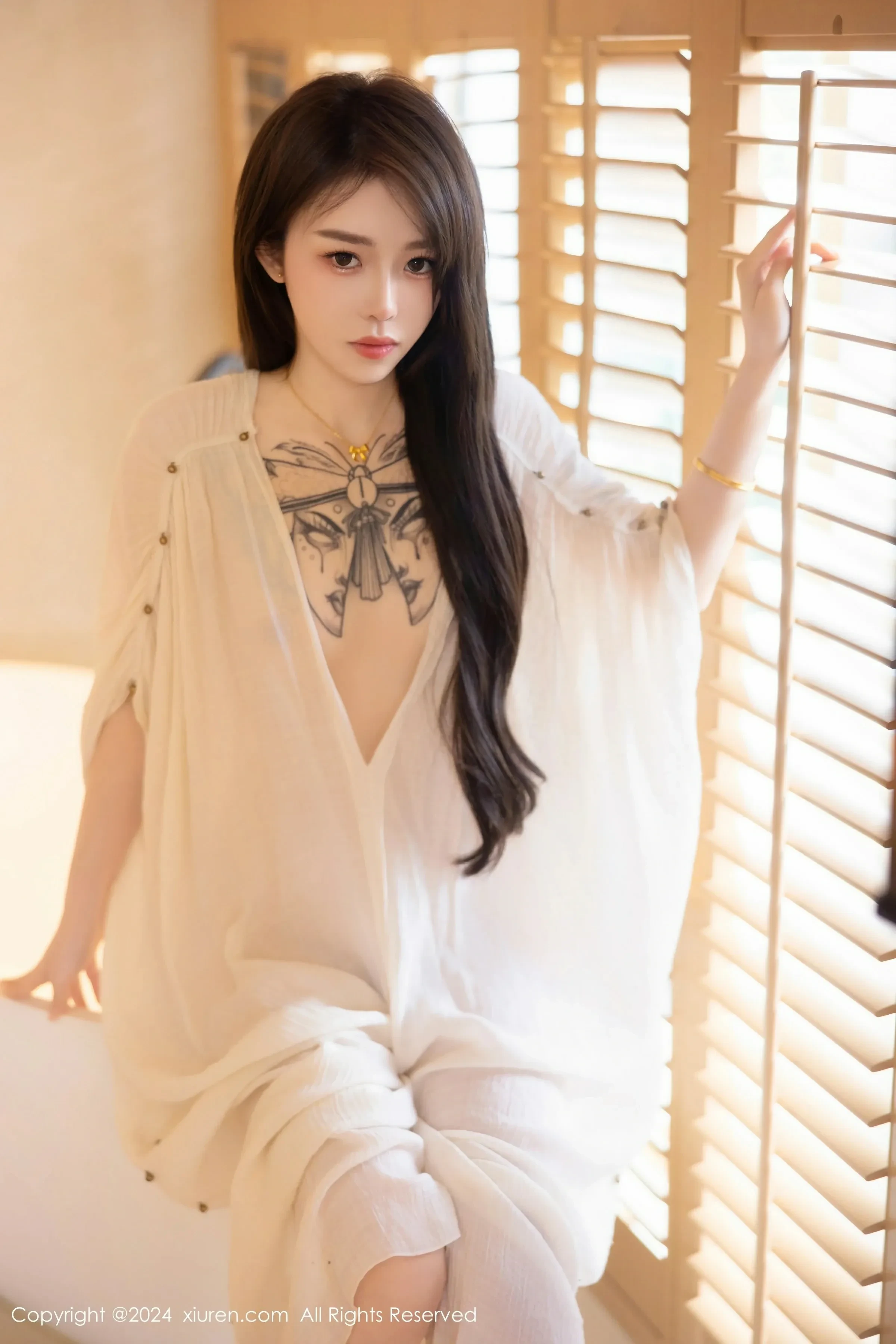 XiuRen 秀人 No.8842 夏竹 新人模特 [83P]