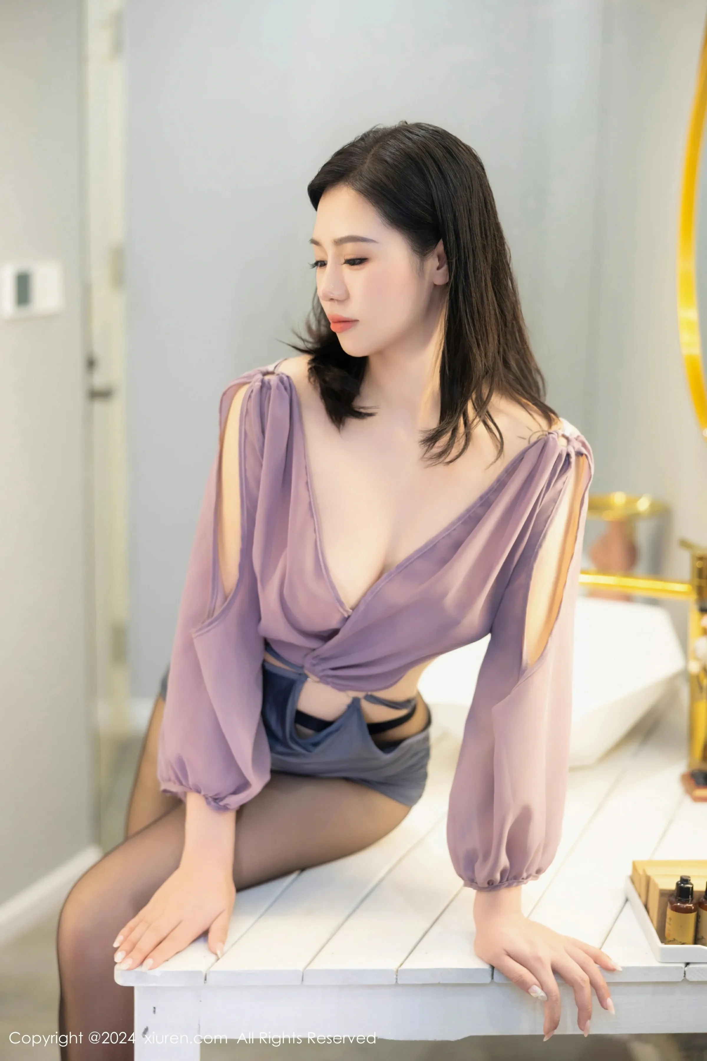 XiuRen 秀人 No.8902 金小依 [76P]